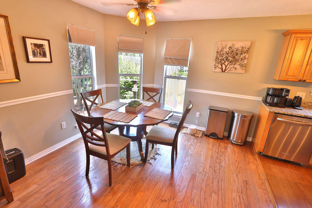 EMERALD POINTE - Residential