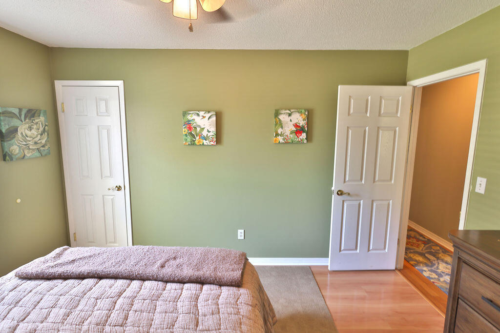 EMERALD POINTE - Residential