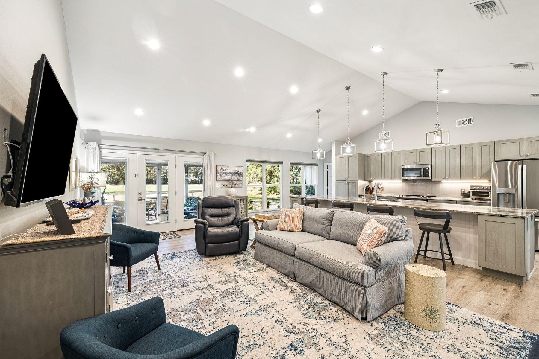 AUGUSTA VILLAGE CONDO - Residential