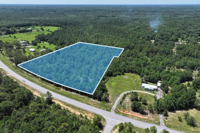 This is it! Own over 8.28 acres of beautiful Florida dreamland! Paved road right to the property! Awesome location! Crestview is growing, and this is one of the fastest-growing areas! The benefits of being a little rural but having the advantages of shopping, hospitals, a military base, and 50 to 60 minutes to the most wonderful beaches in the world! Not only that, but this land is subdividable. If interested, the property can be divided into three lots. Hurry and own your large acreage in the Sunshine State! Divided out parcels will be calculated at $26,500 per Acre
