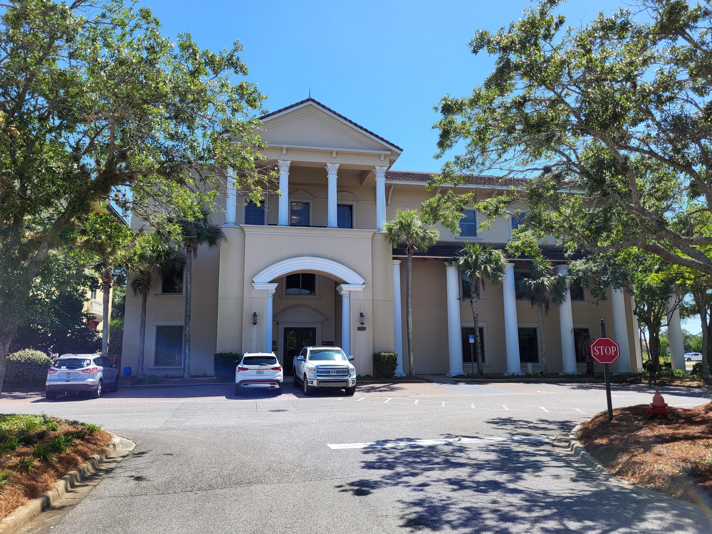 Located just east of Destin Commons in the Regatta Bay Commons office park. 5 offices, break room, reception, common restrooms in hallway. Elevator access. Electricity, water, sewer included in CAM charge.