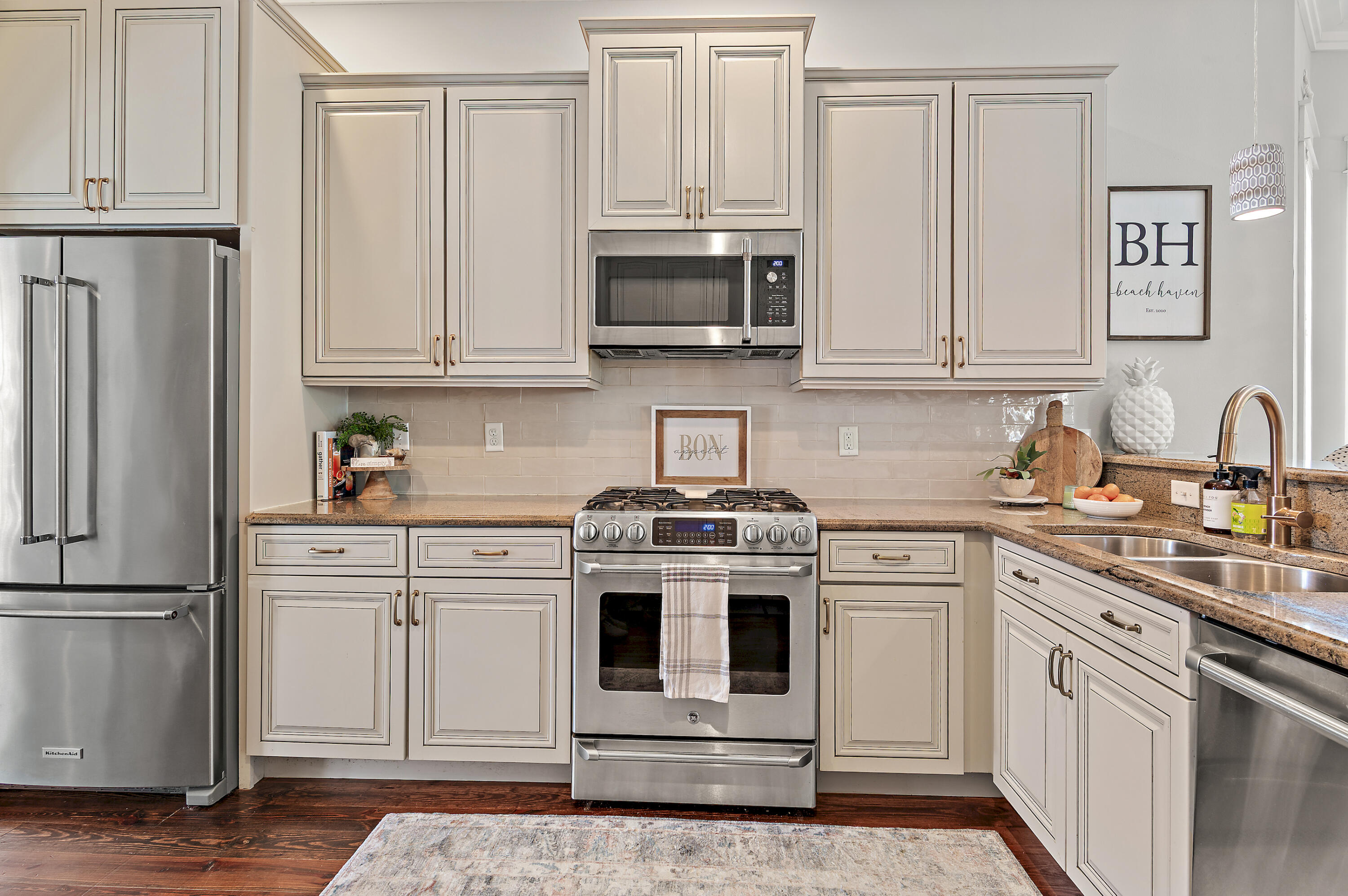 NATUREWALK AT SEAGROVE - Residential