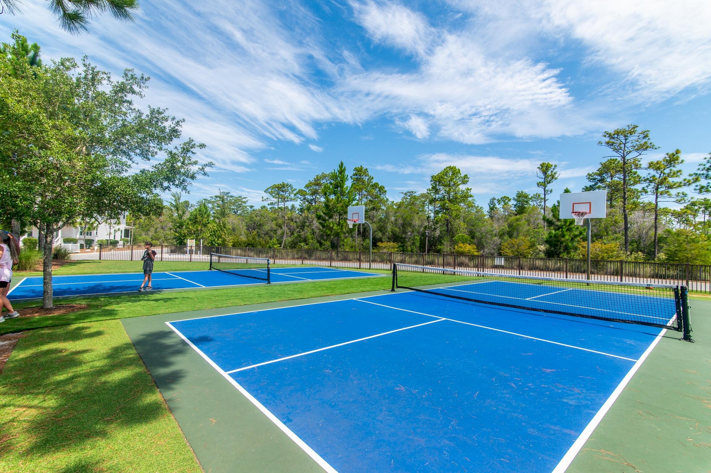 NATUREWALK AT SEAGROVE - Residential
