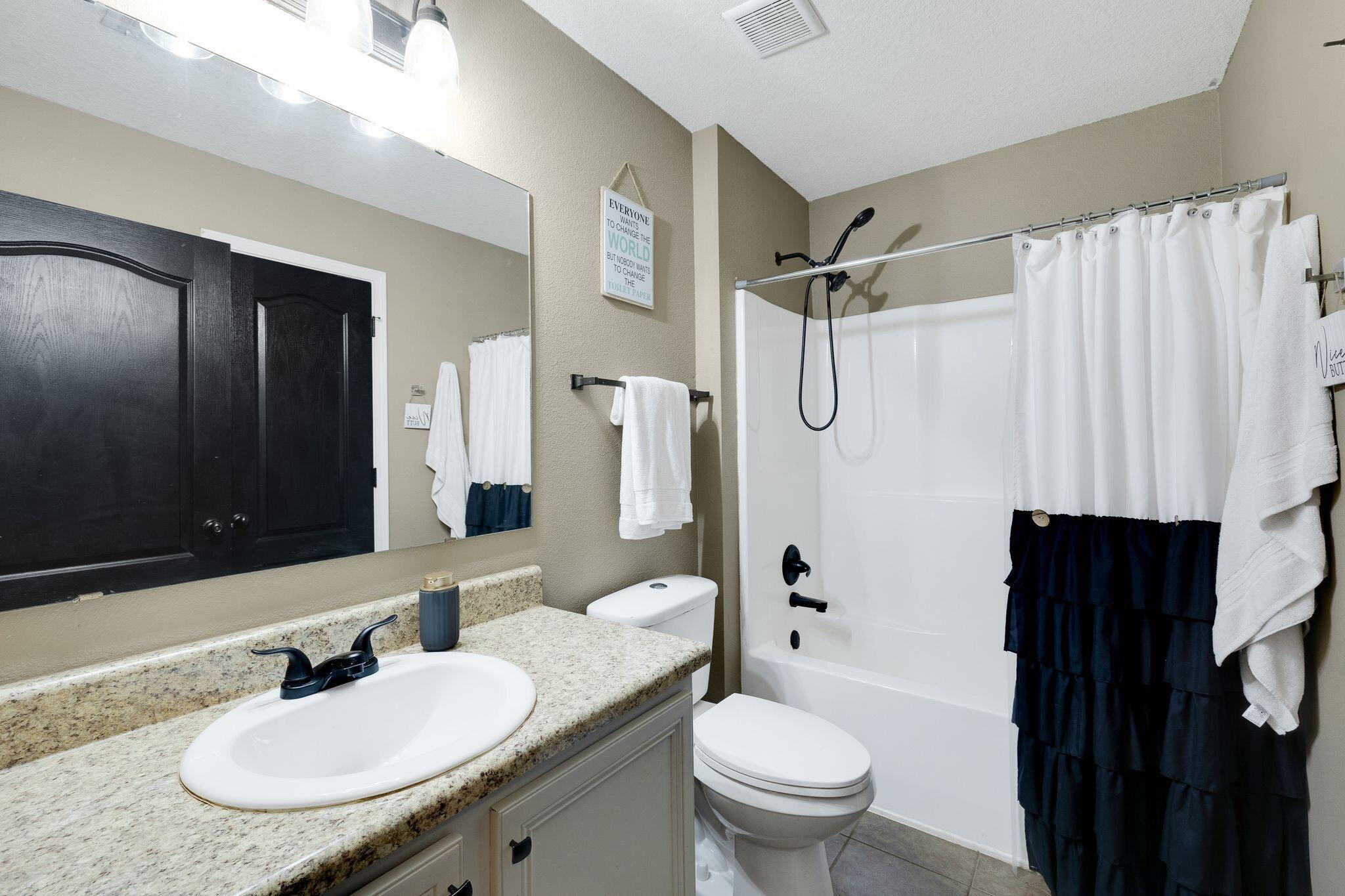SILVER SPRINGS EST - Residential