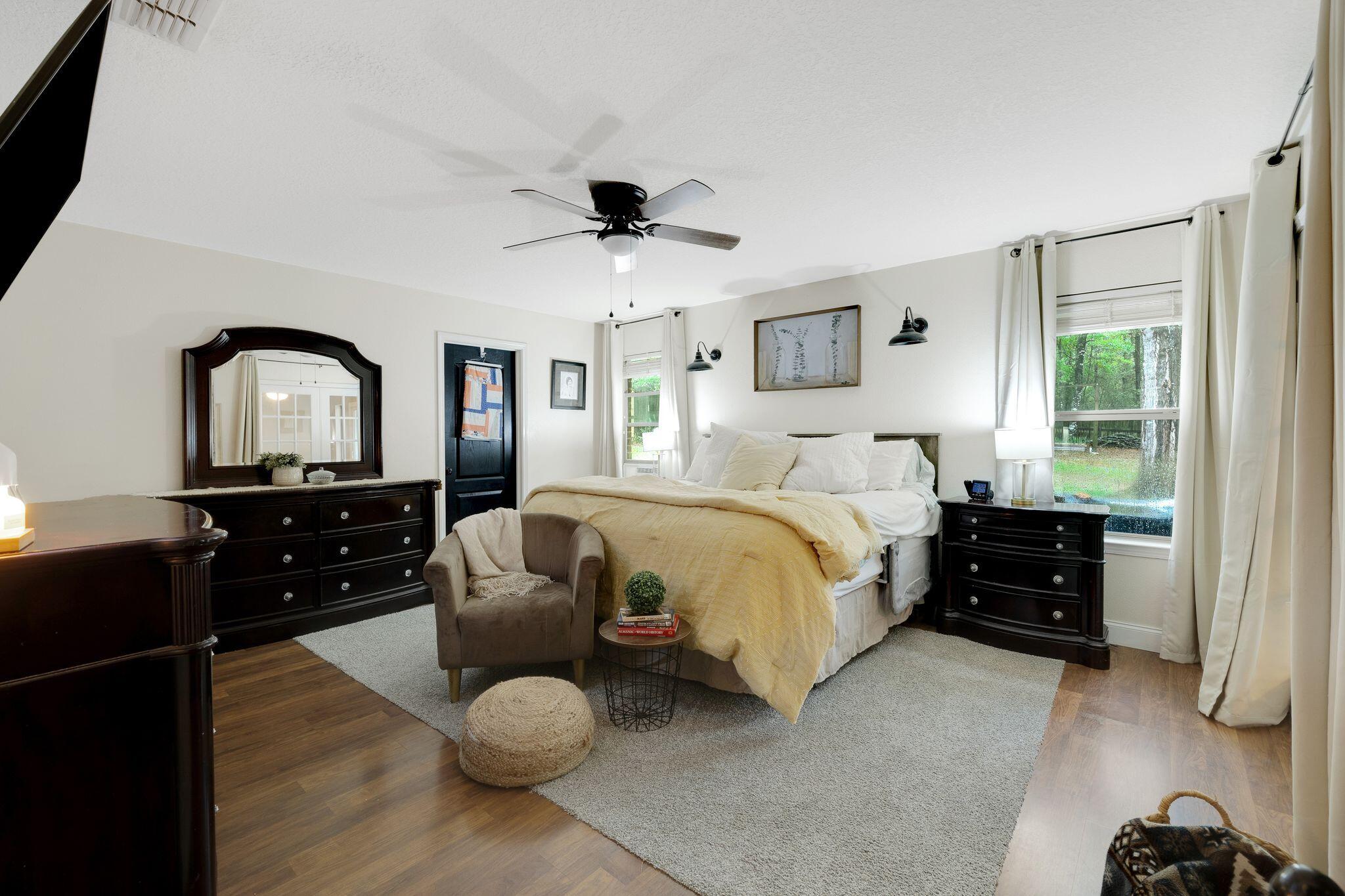 SILVER SPRINGS EST - Residential