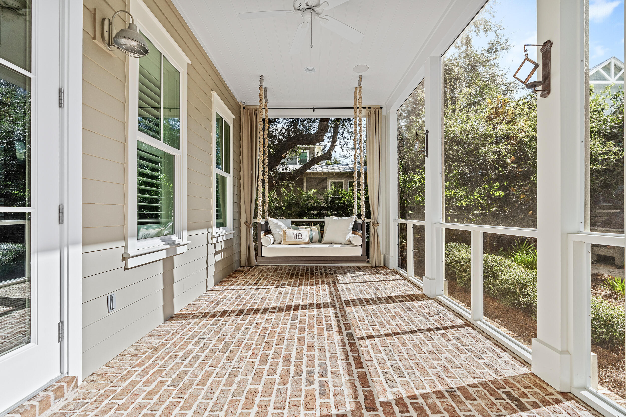 FOREST LAKES - Residential