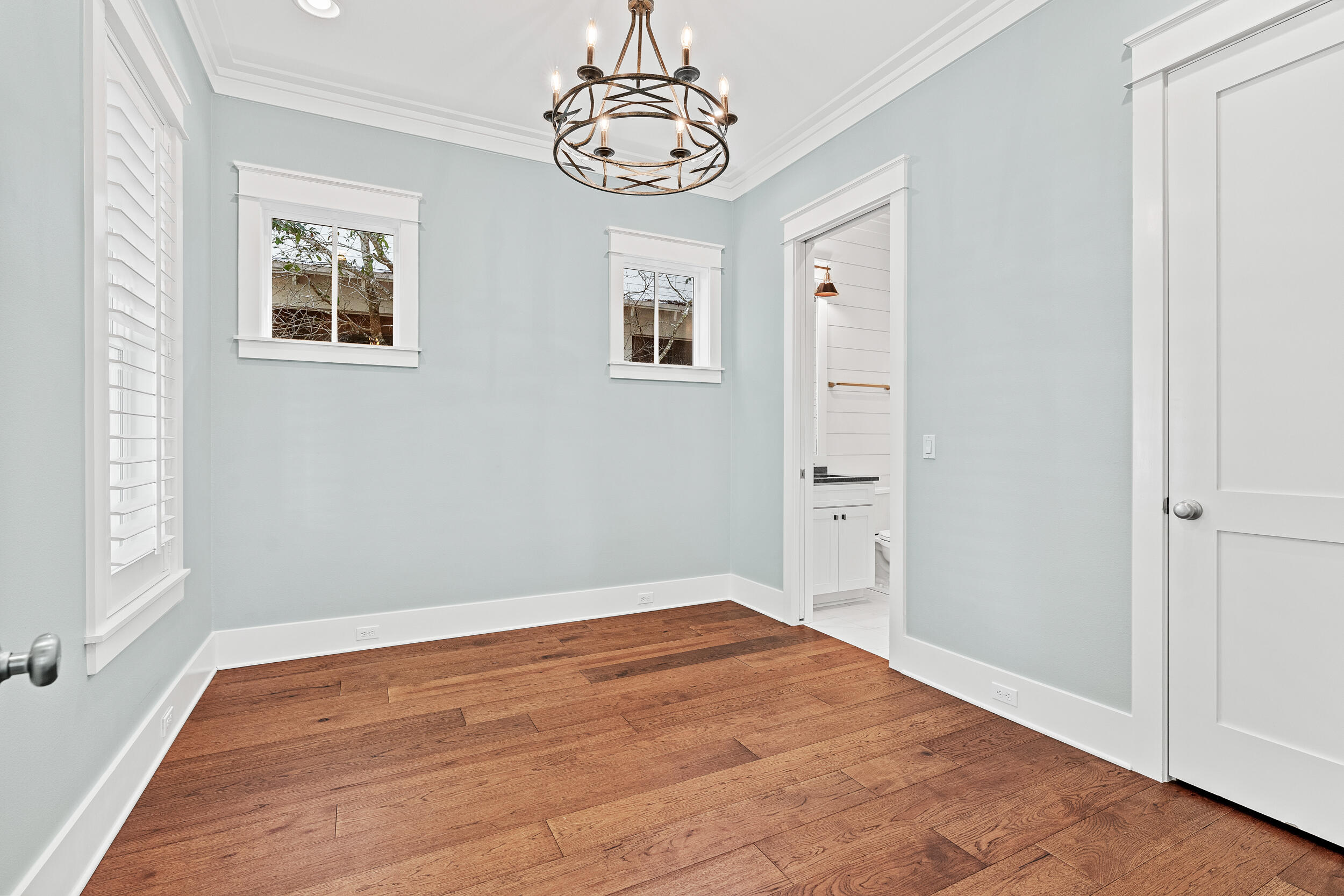 FOREST LAKES - Residential