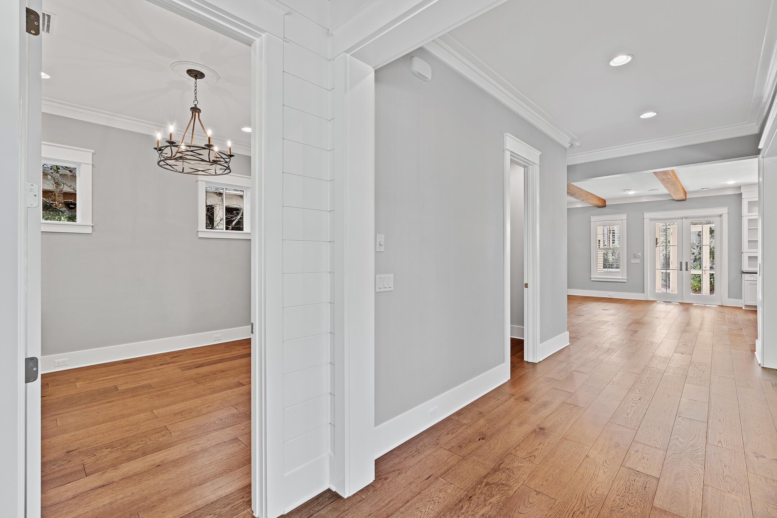 FOREST LAKES - Residential