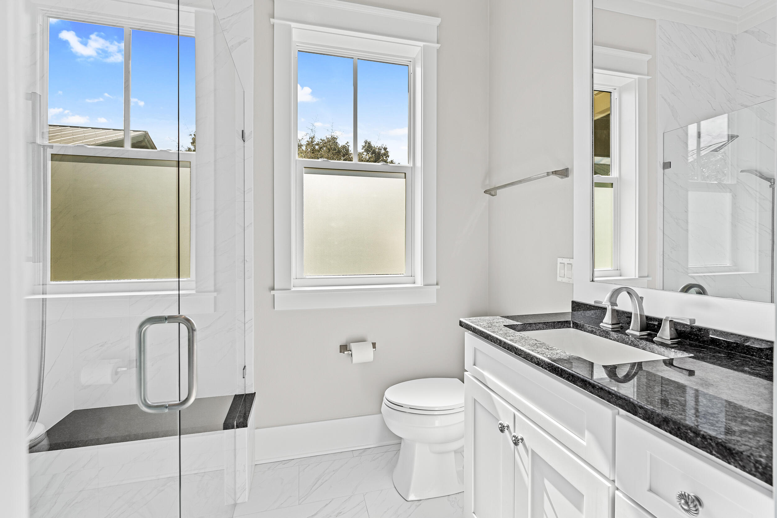 FOREST LAKES - Residential