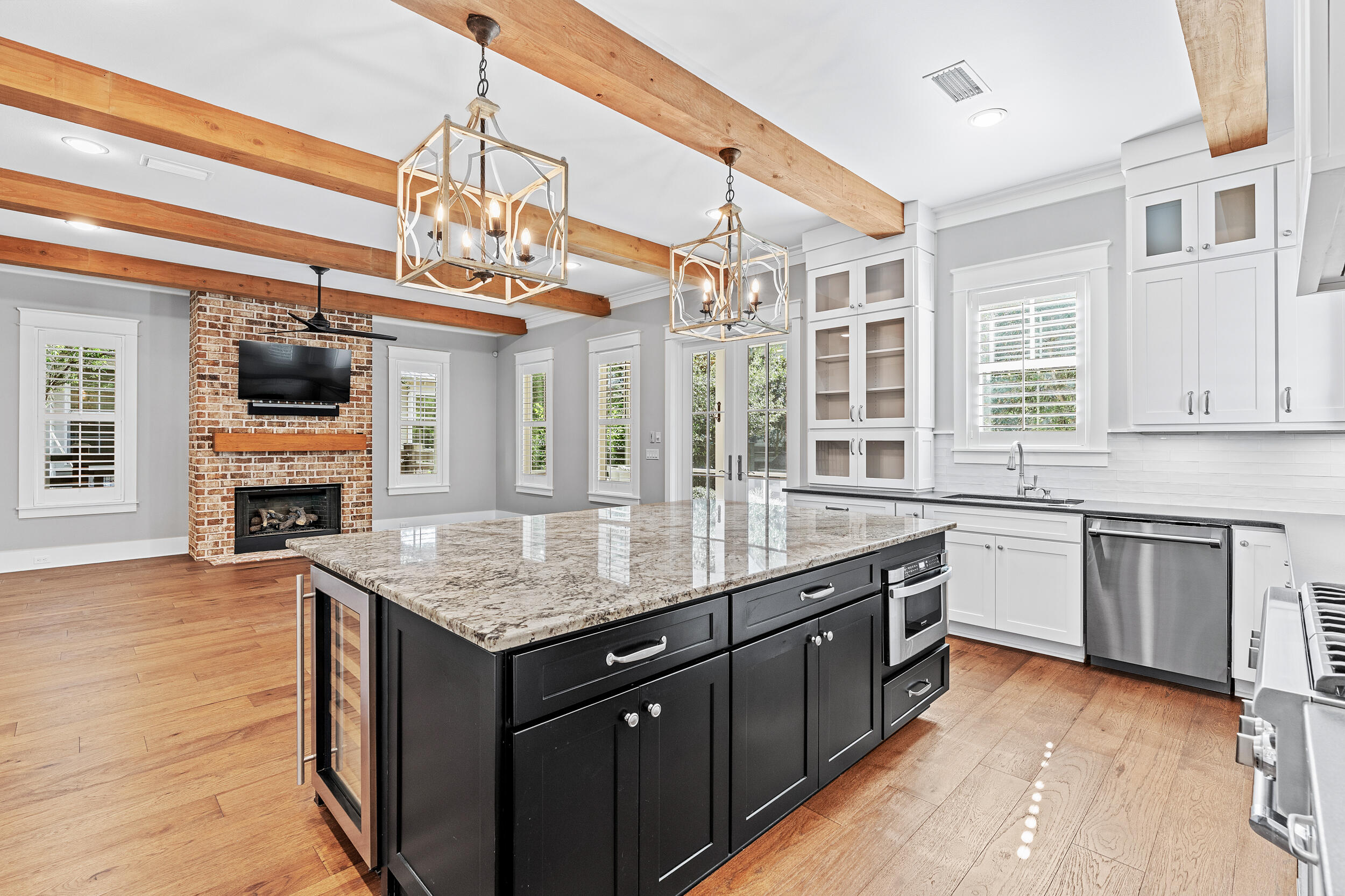 FOREST LAKES - Residential