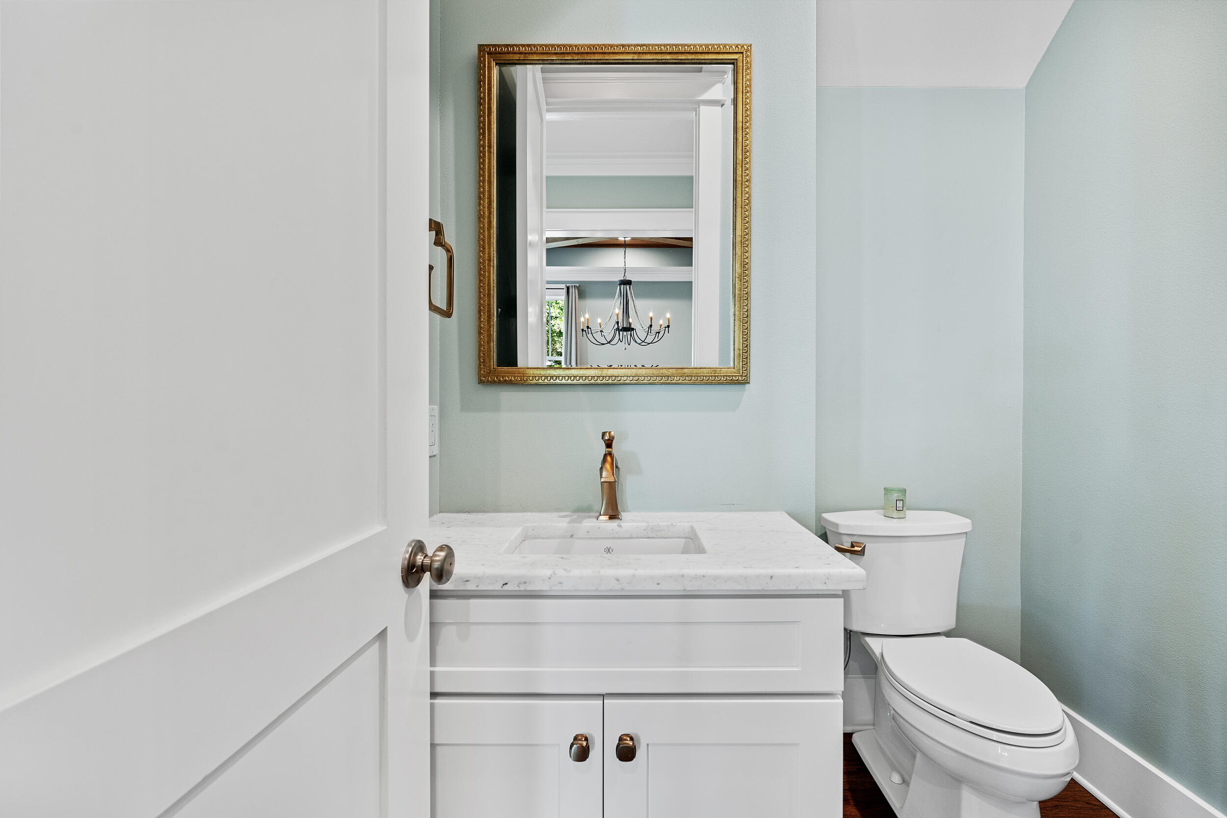 FOREST LAKES - Residential