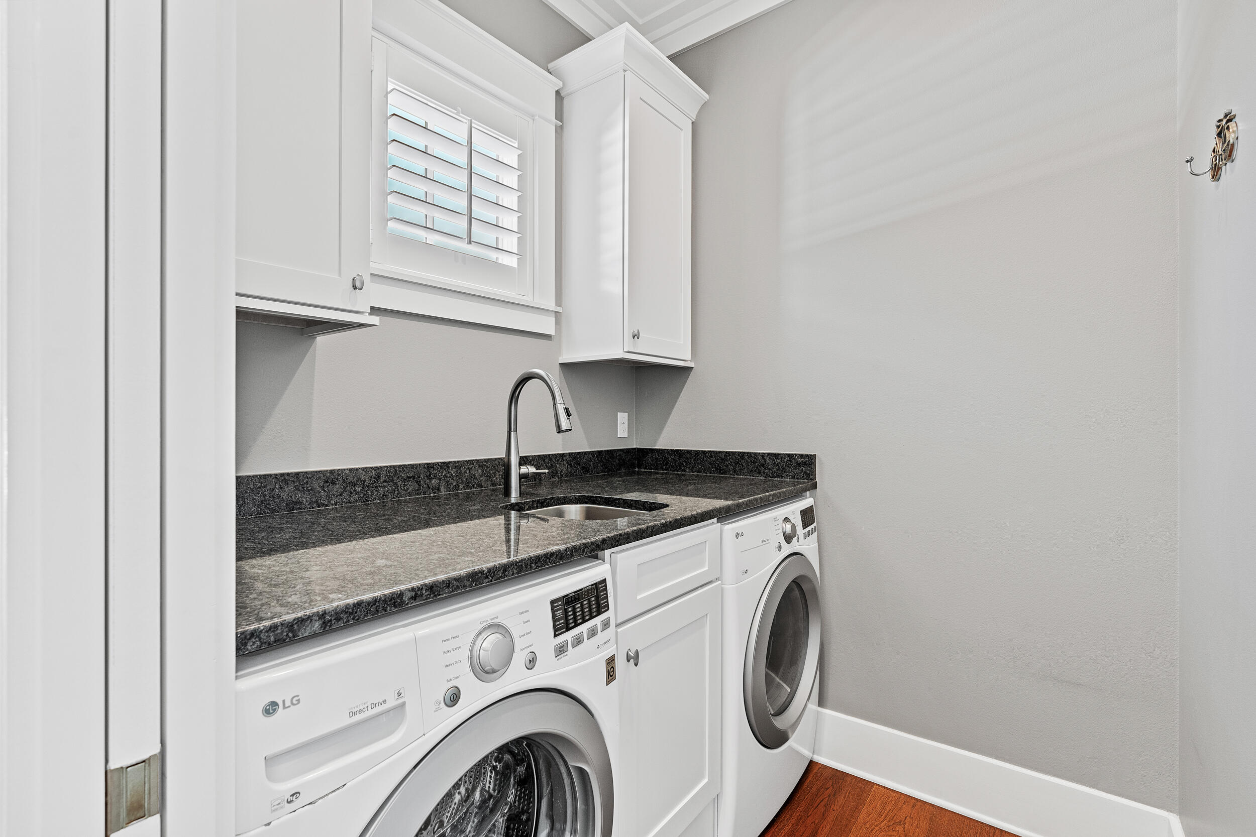 FOREST LAKES - Residential