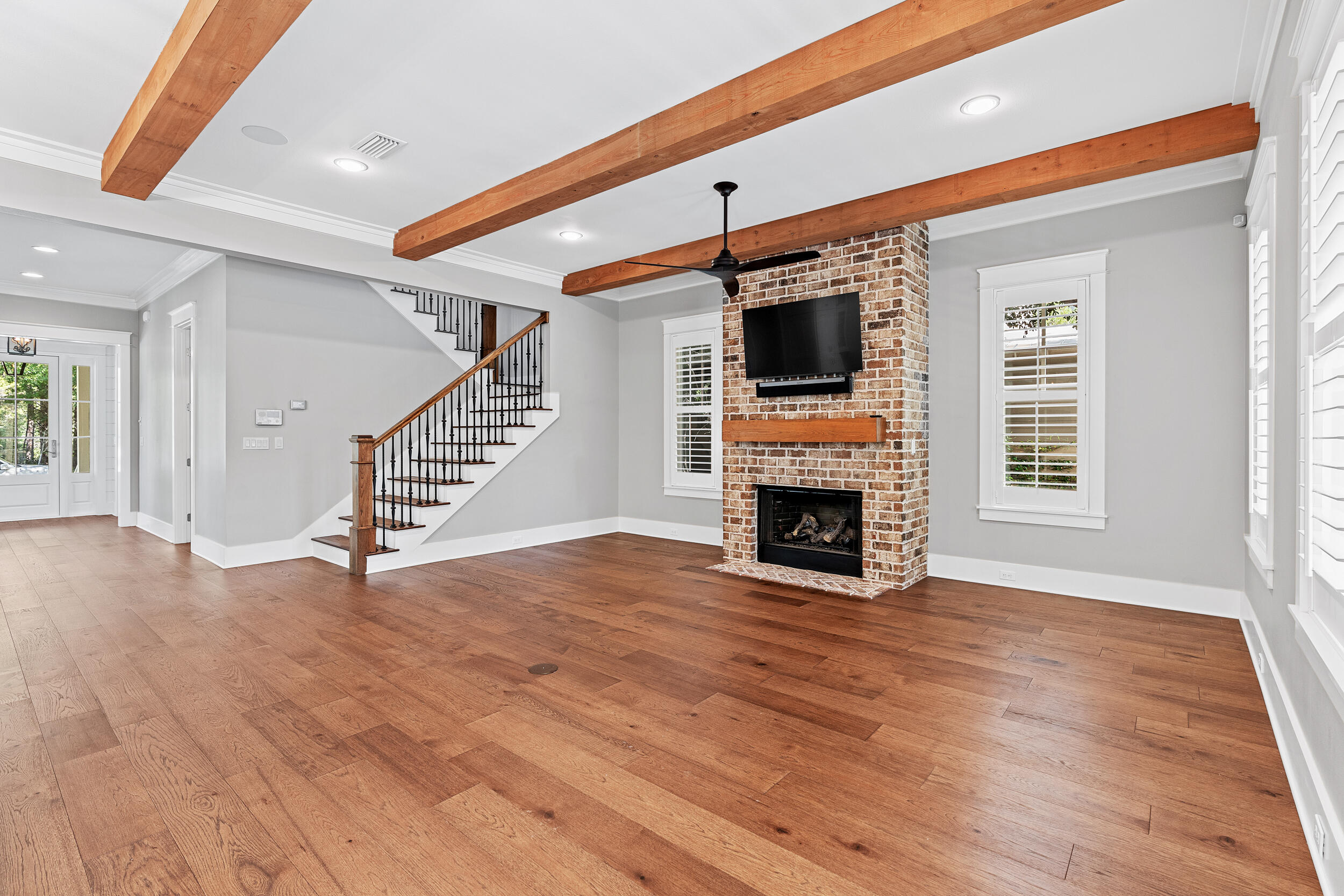 FOREST LAKES - Residential