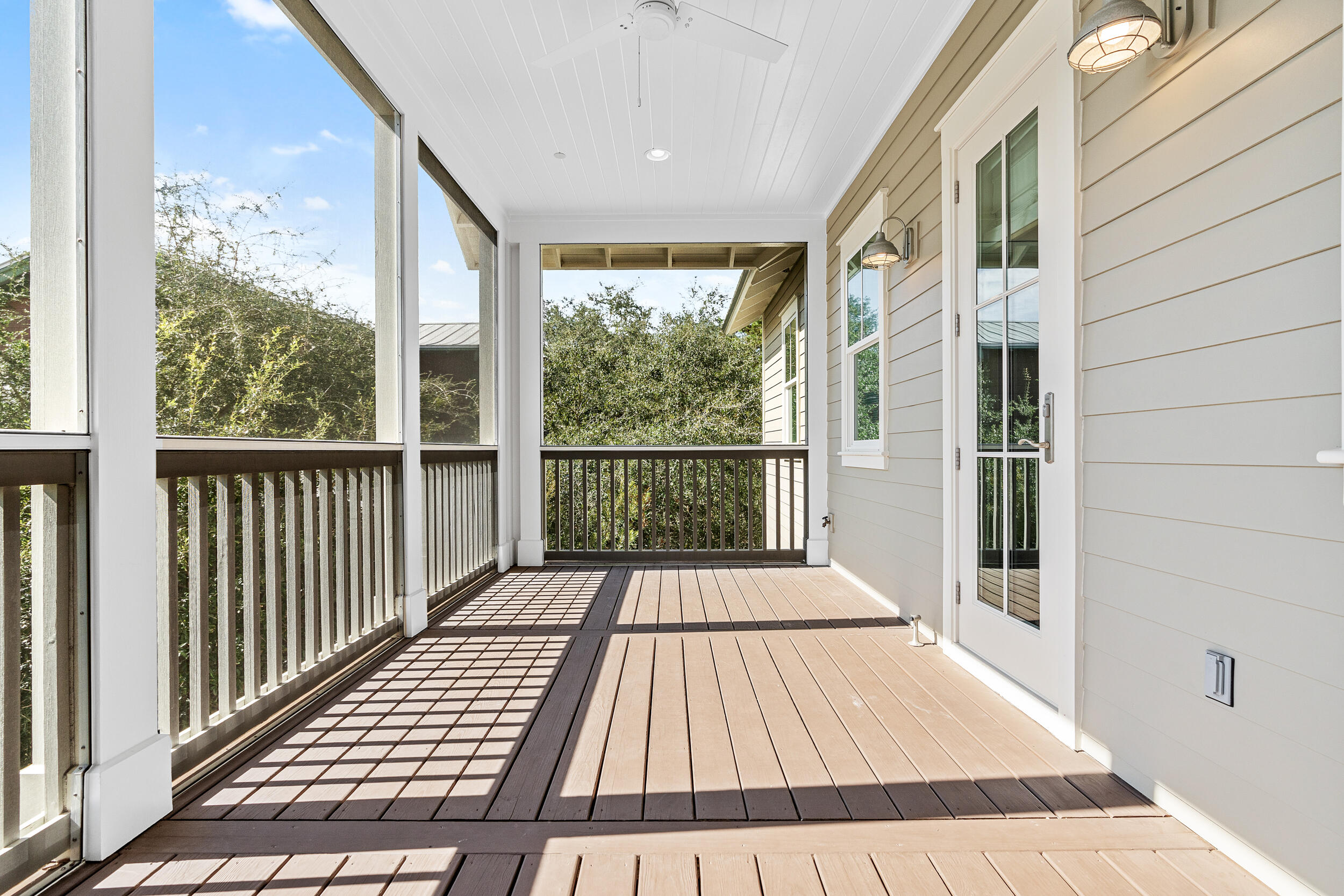 FOREST LAKES - Residential