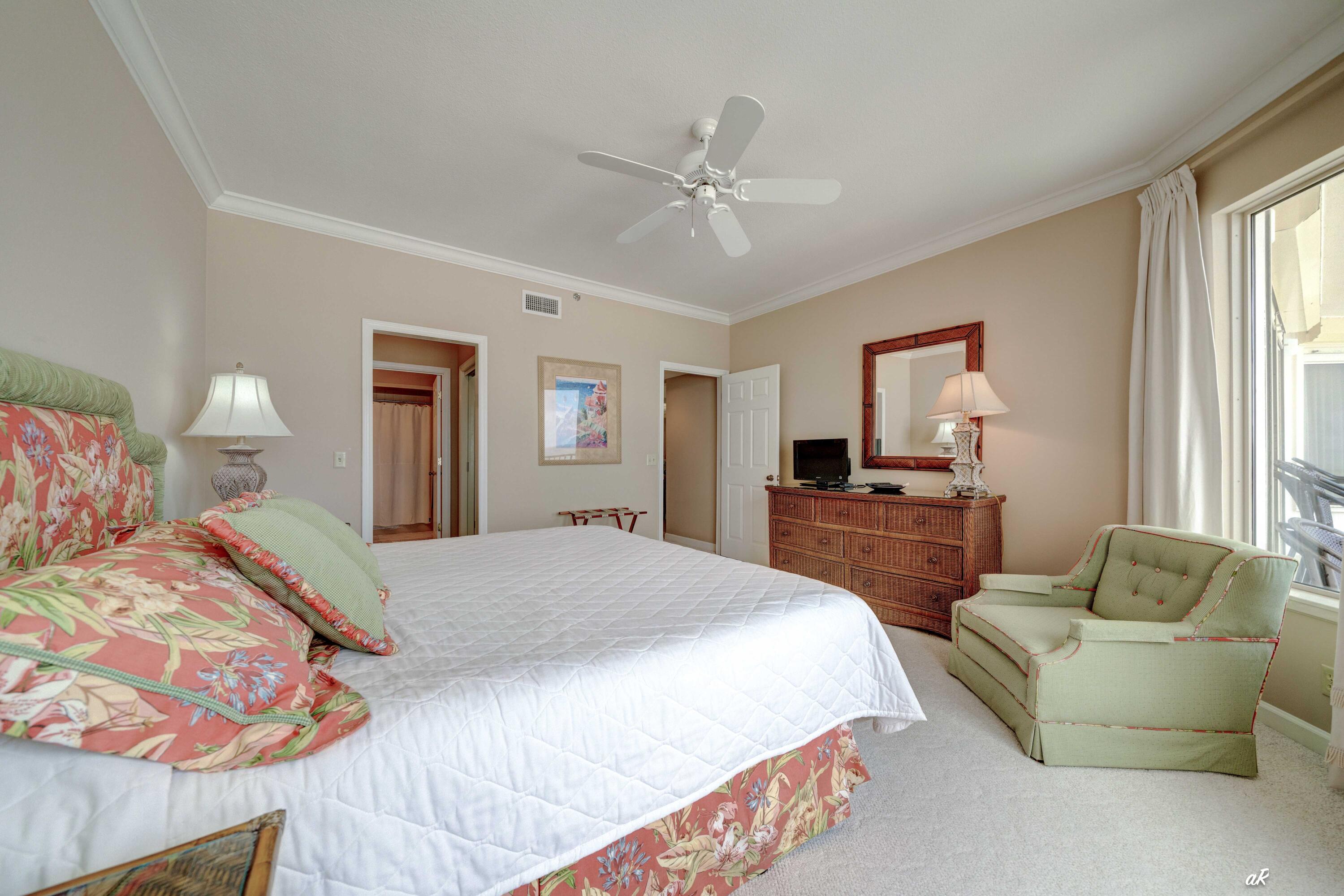SUMMERWIND CONDOS - Residential