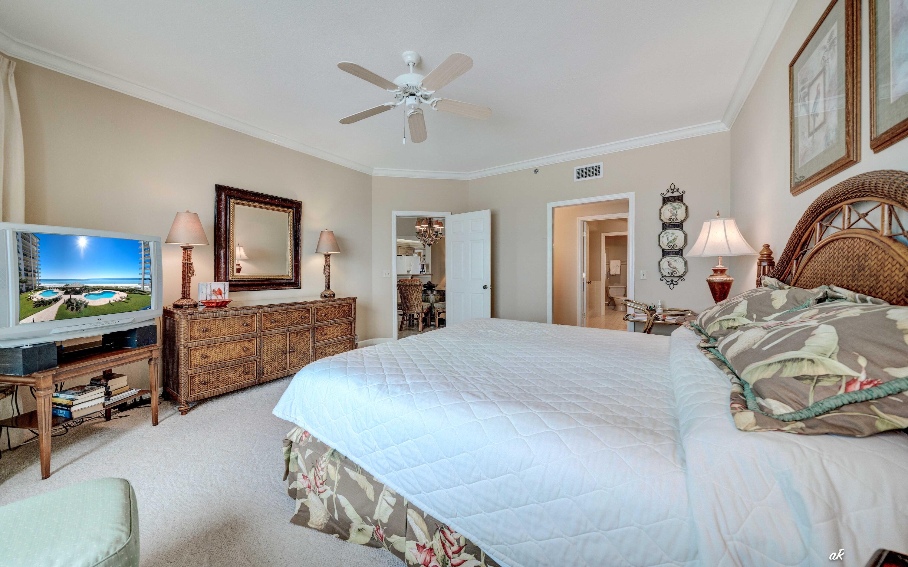 SUMMERWIND CONDOS - Residential