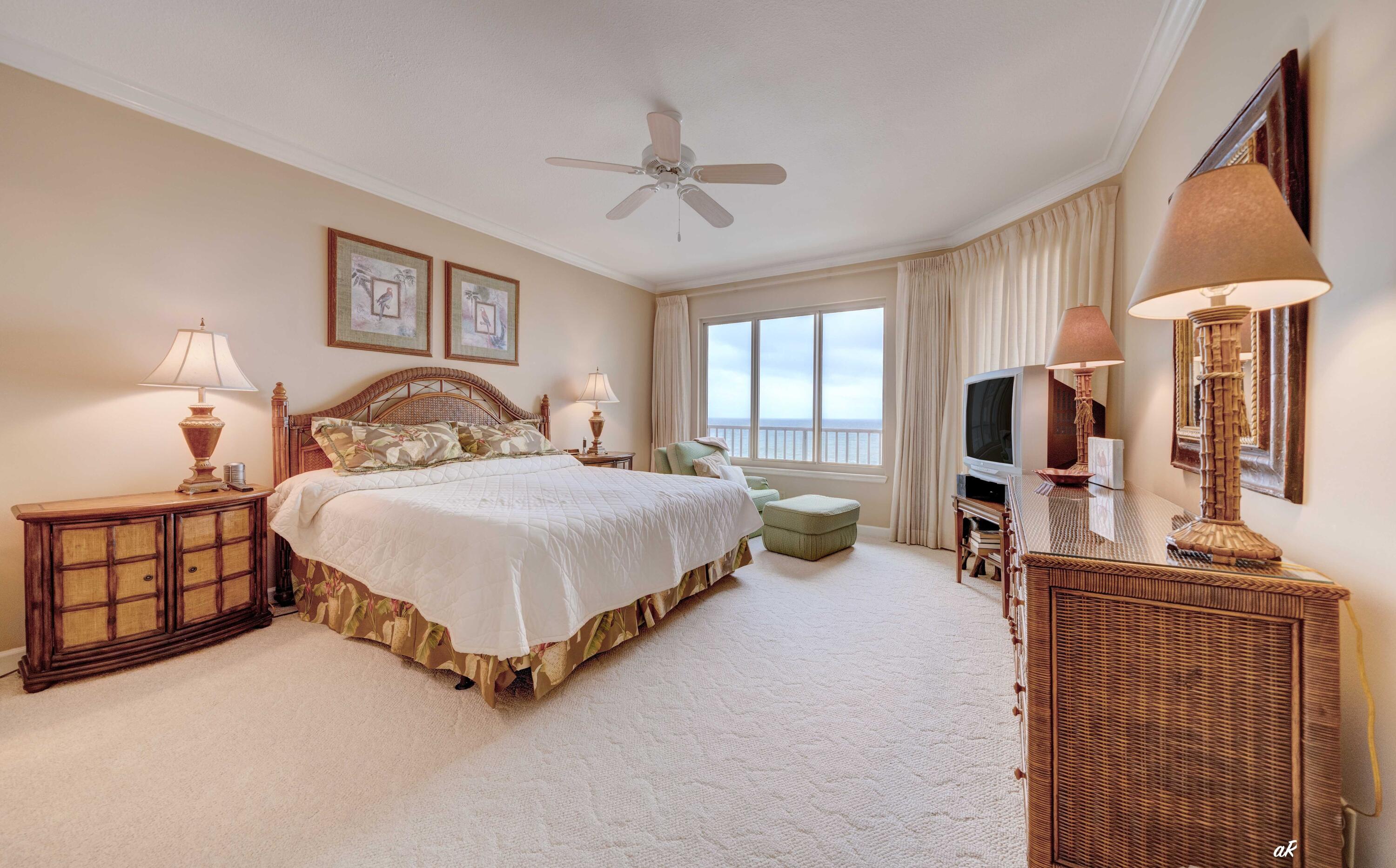 SUMMERWIND CONDOS - Residential