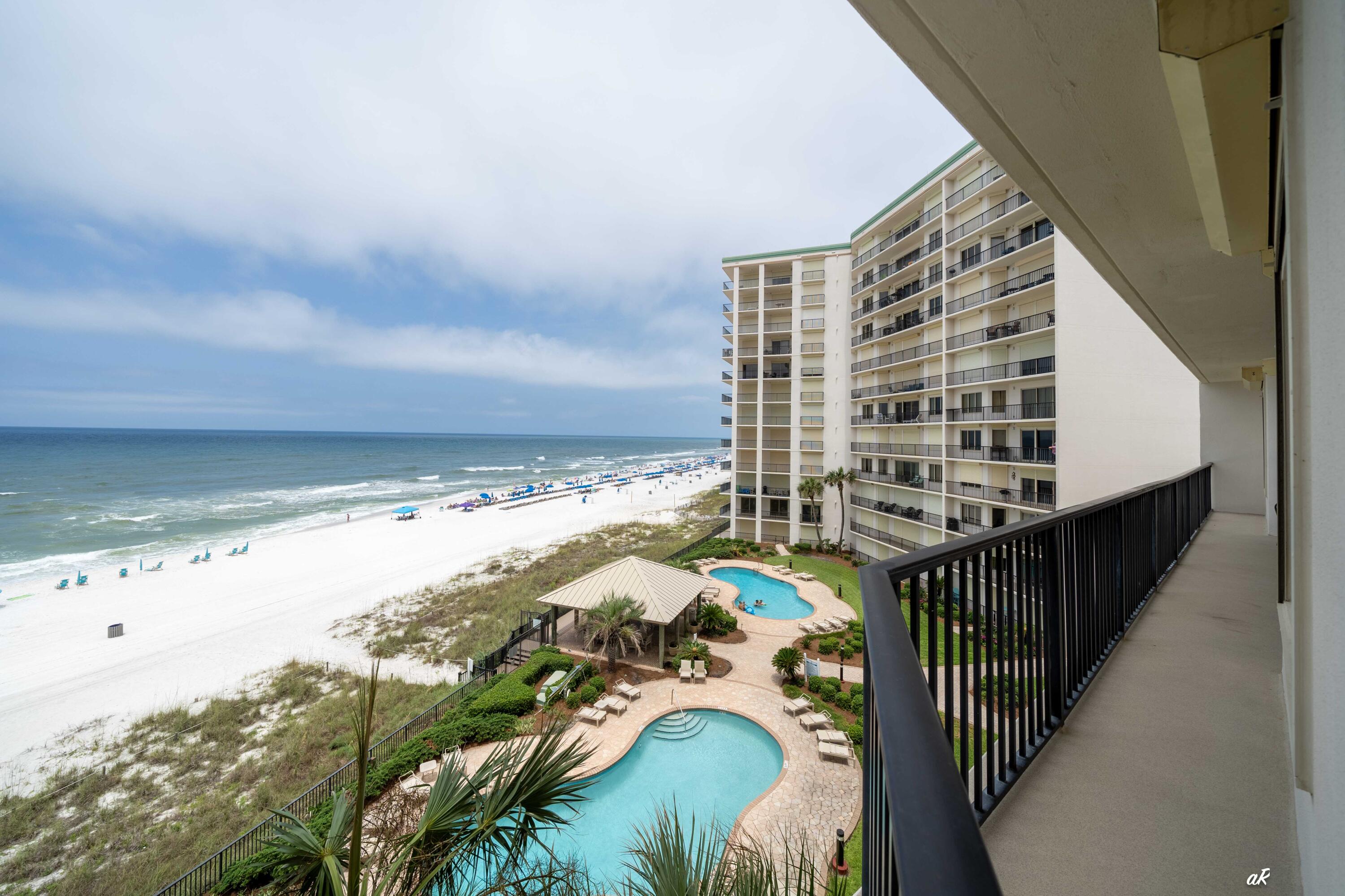 SUMMERWIND CONDOS - Residential