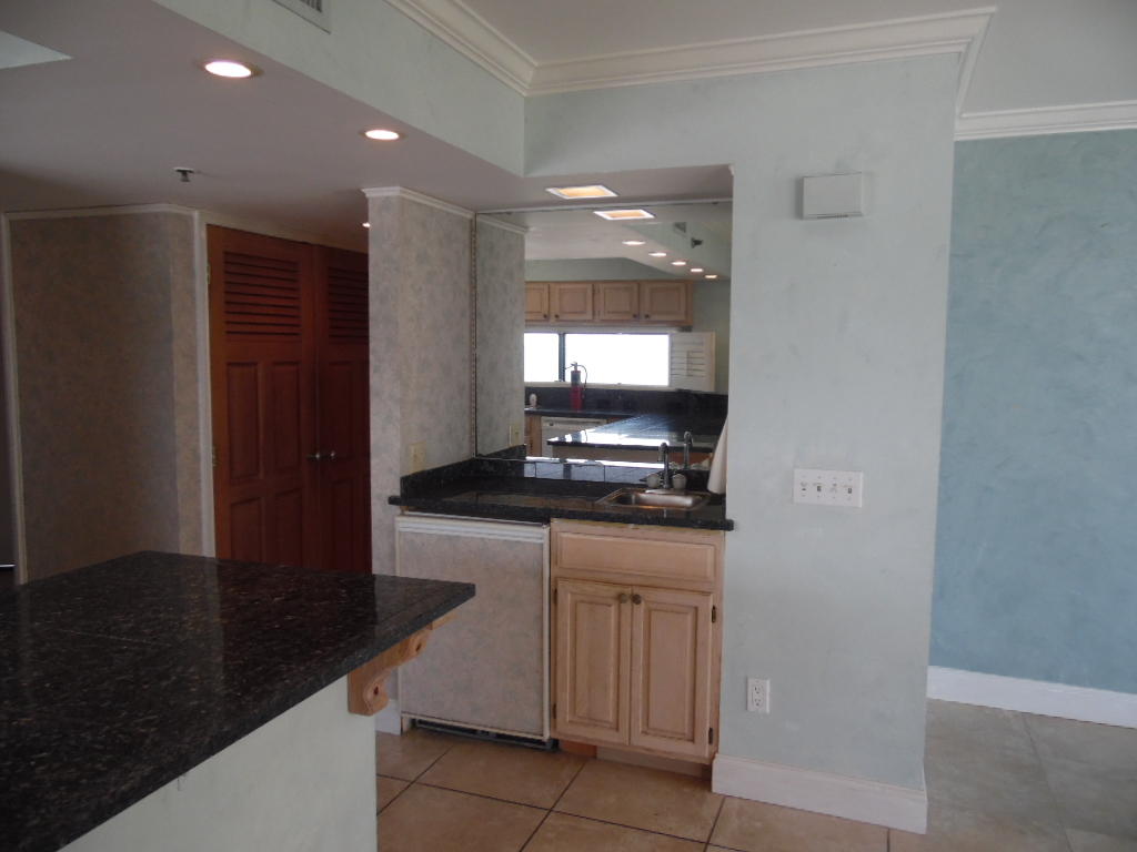 MAINSAIL CONDO PH 5 - Residential