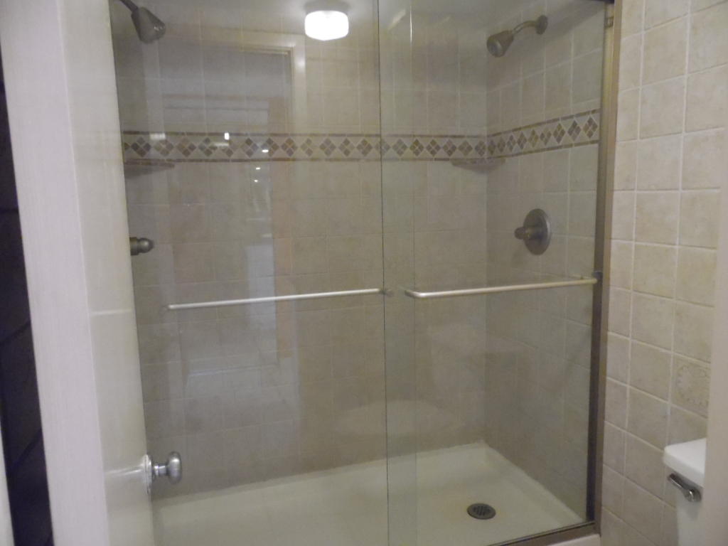 MAINSAIL CONDO PH 5 - Residential