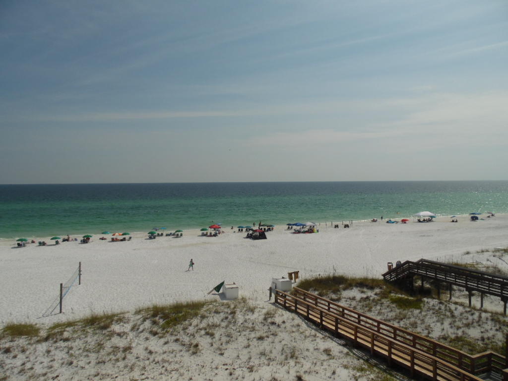 MAINSAIL CONDO PH 5 - Residential