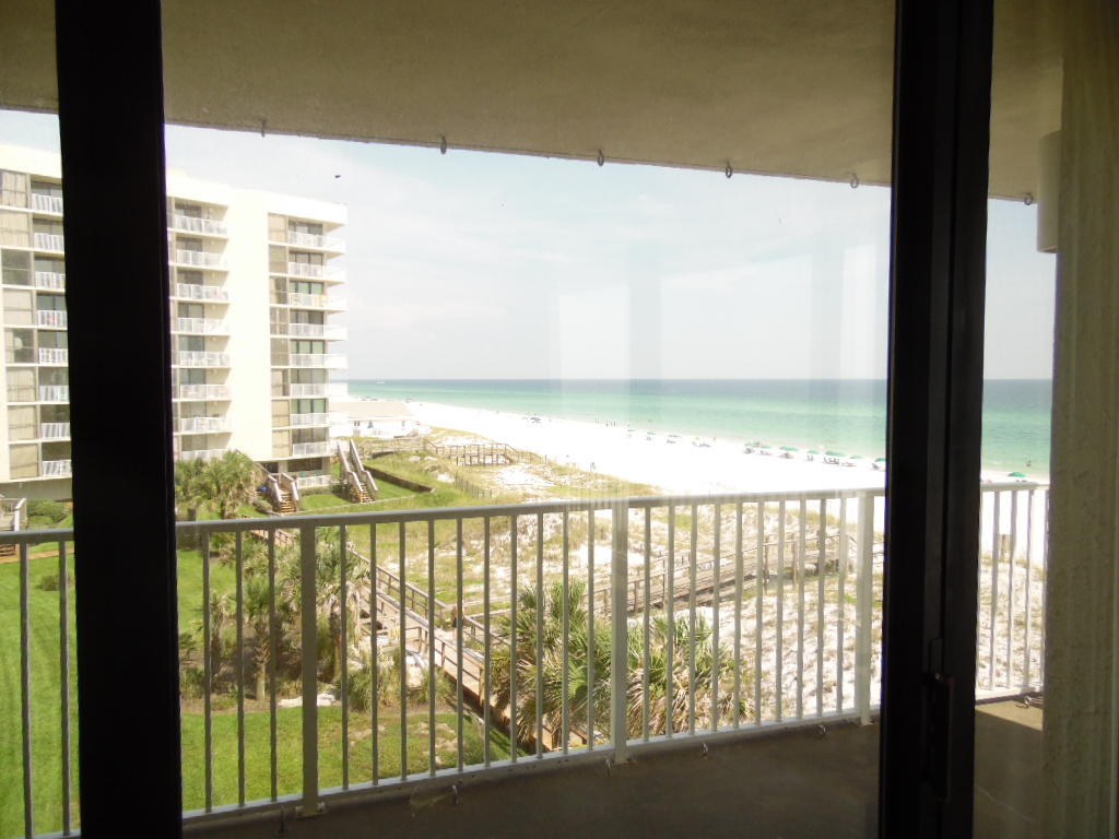 MAINSAIL CONDO PH 5 - Residential