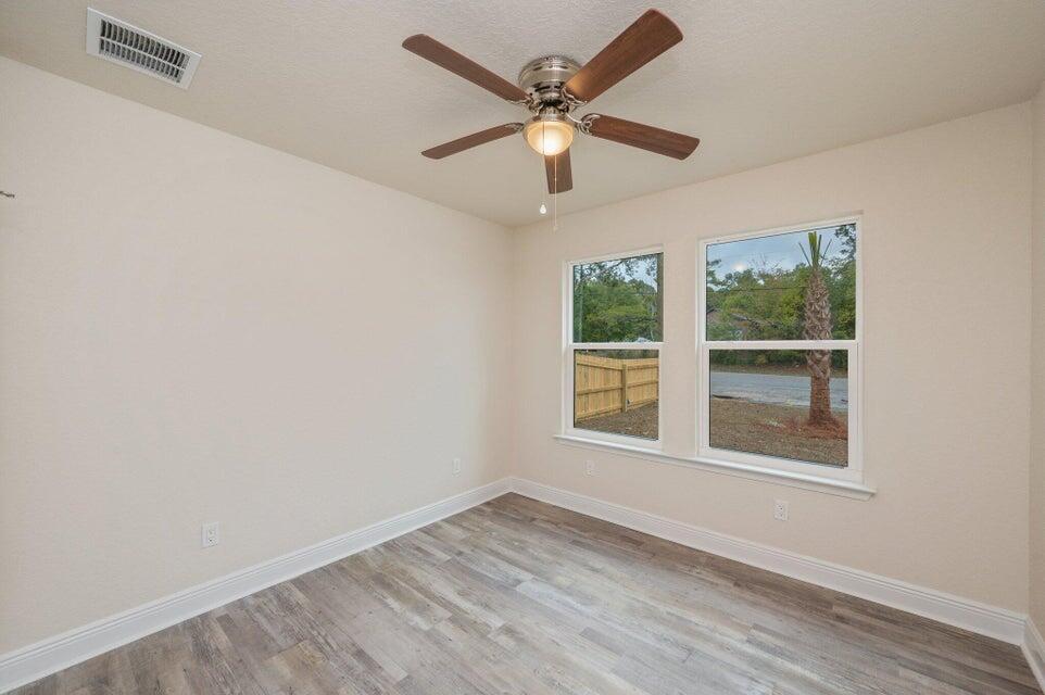 CRESTVIEW LOT 2 BLK 109 AND N 1/2 - Residential