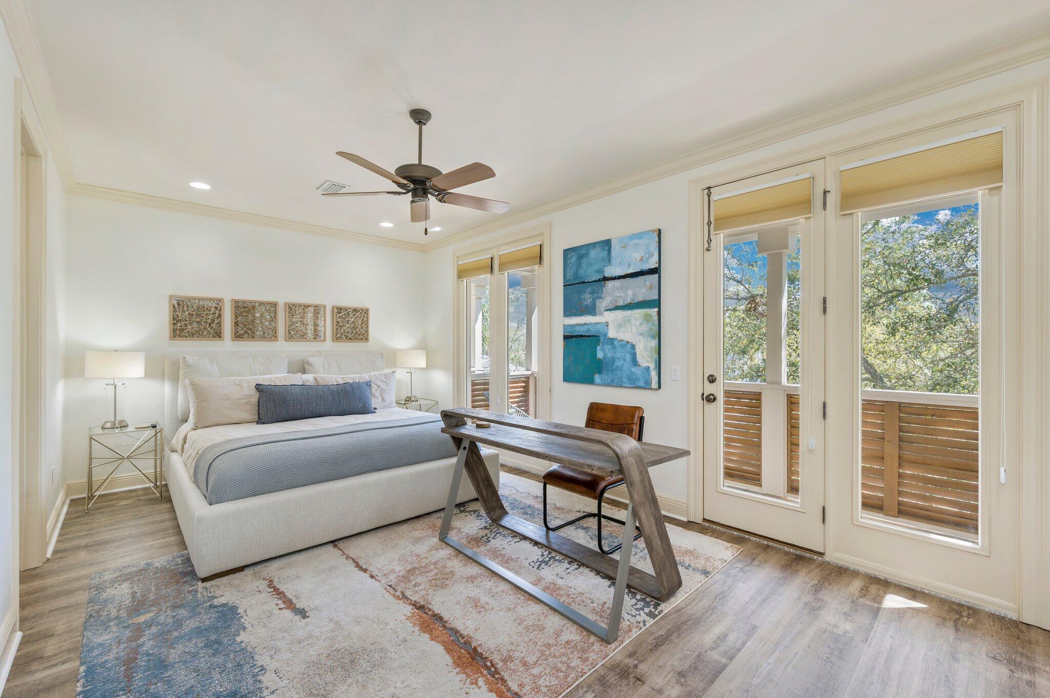 GULF PLACE - Residential