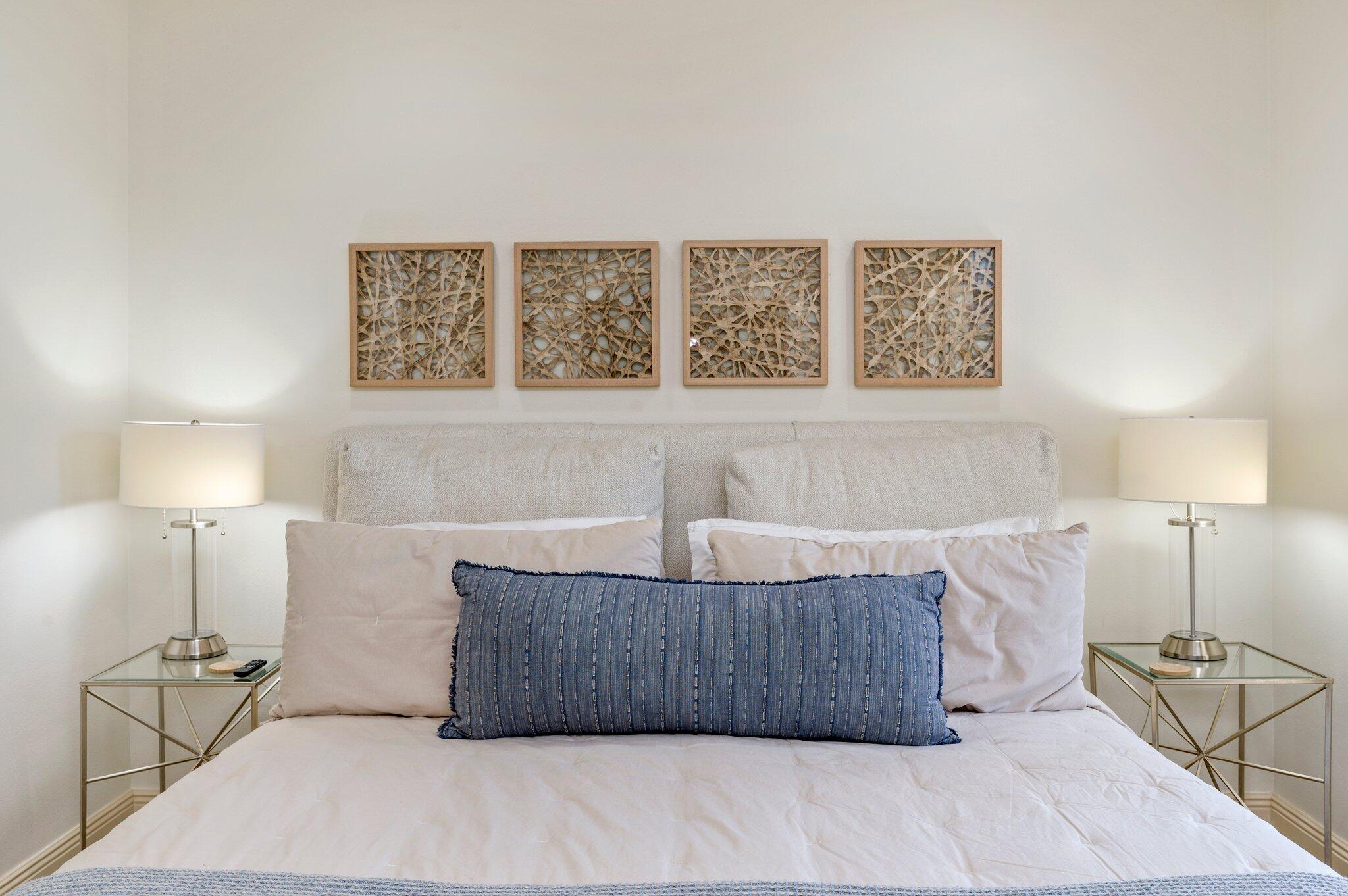 GULF PLACE - Residential