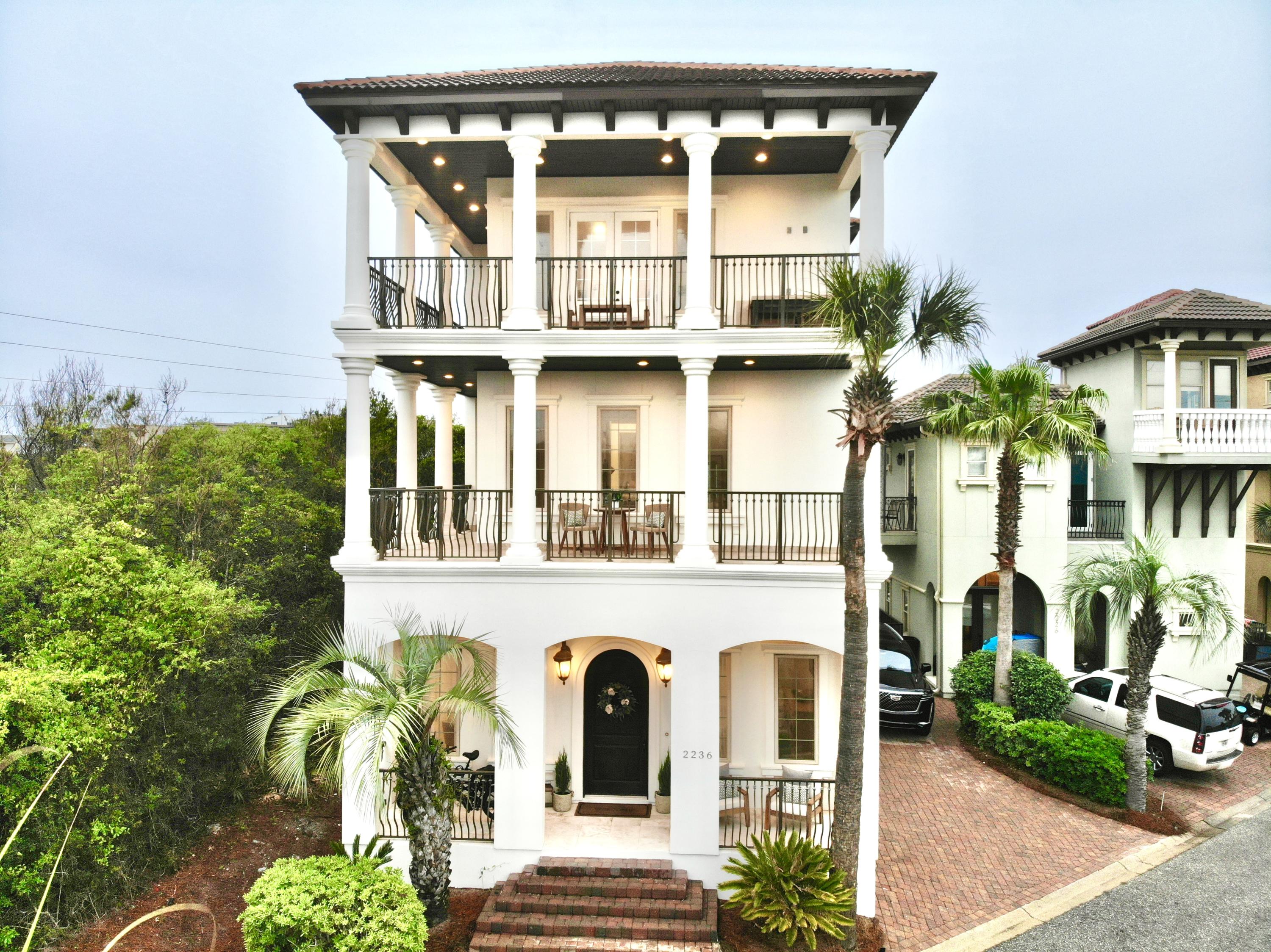 PALMEIRA VILLAS - Residential