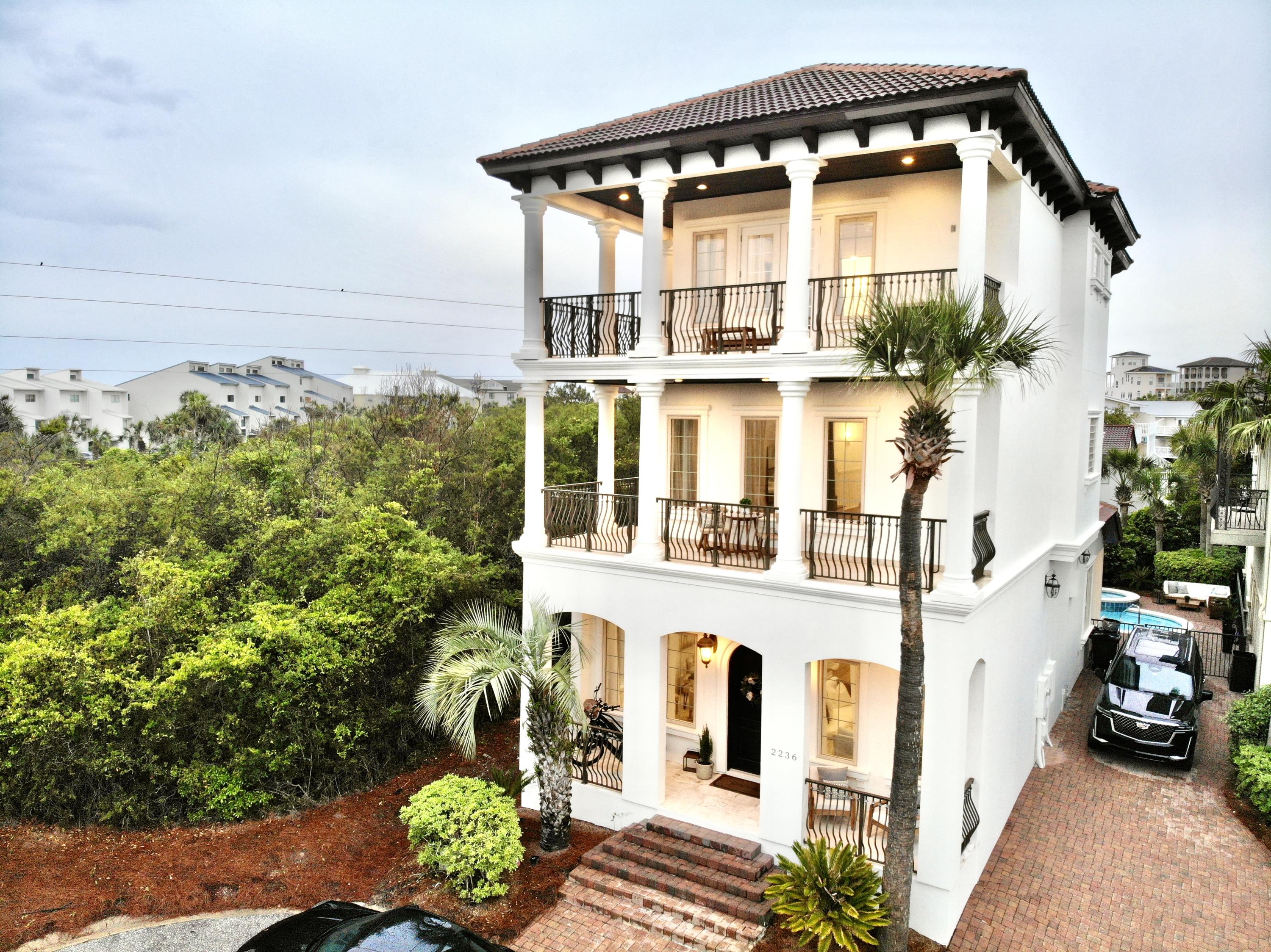 PALMEIRA VILLAS - Residential