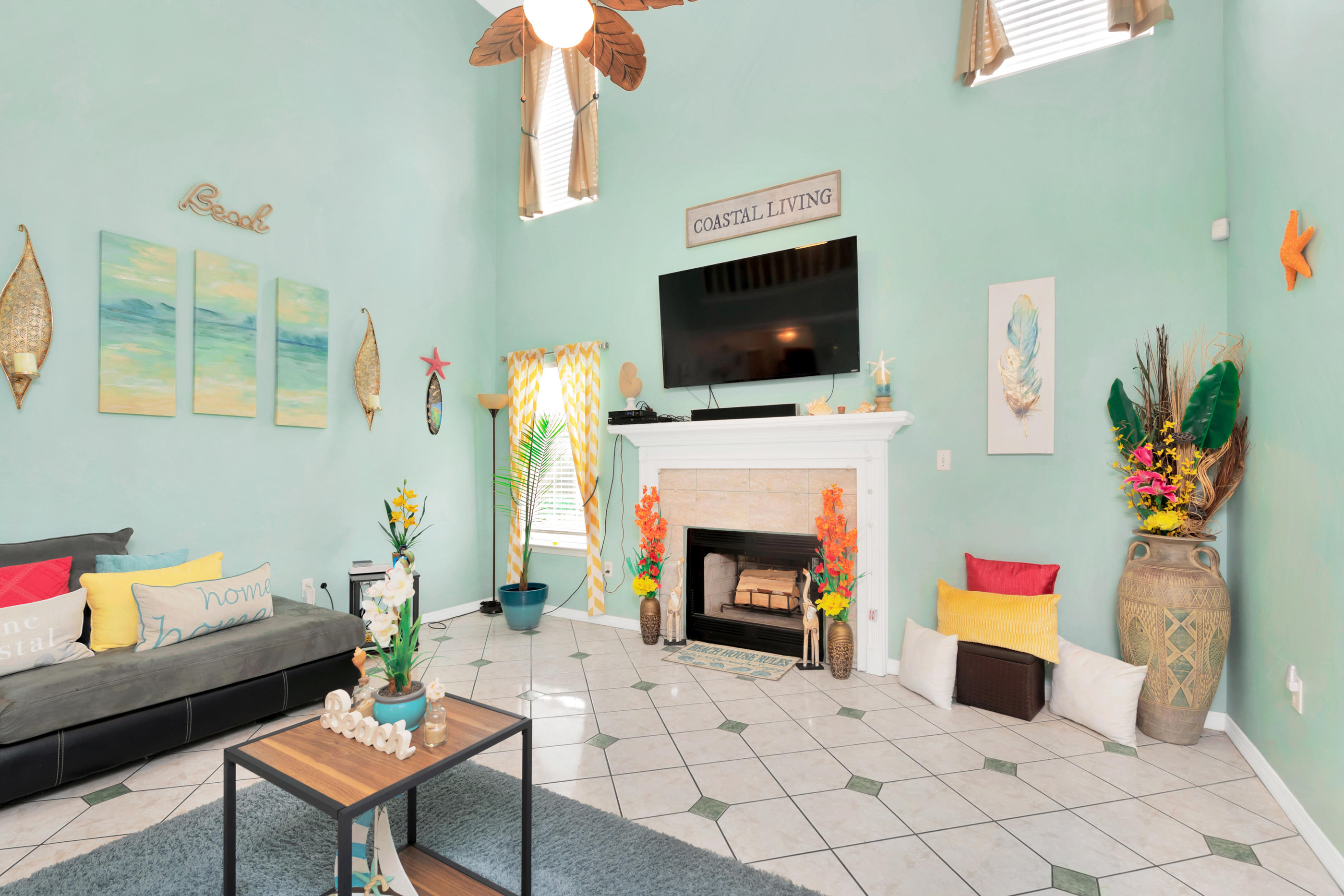 VILLAGE WEST - Residential