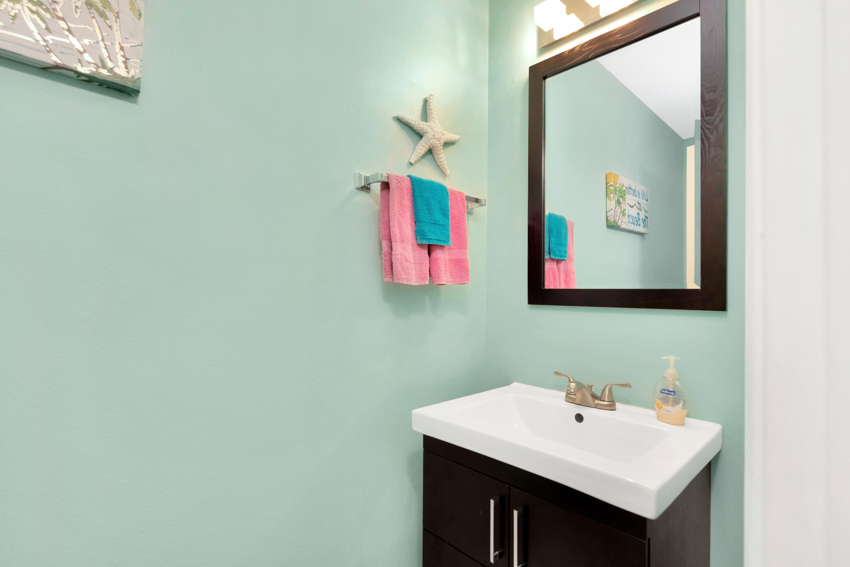 VILLAGE WEST - Residential