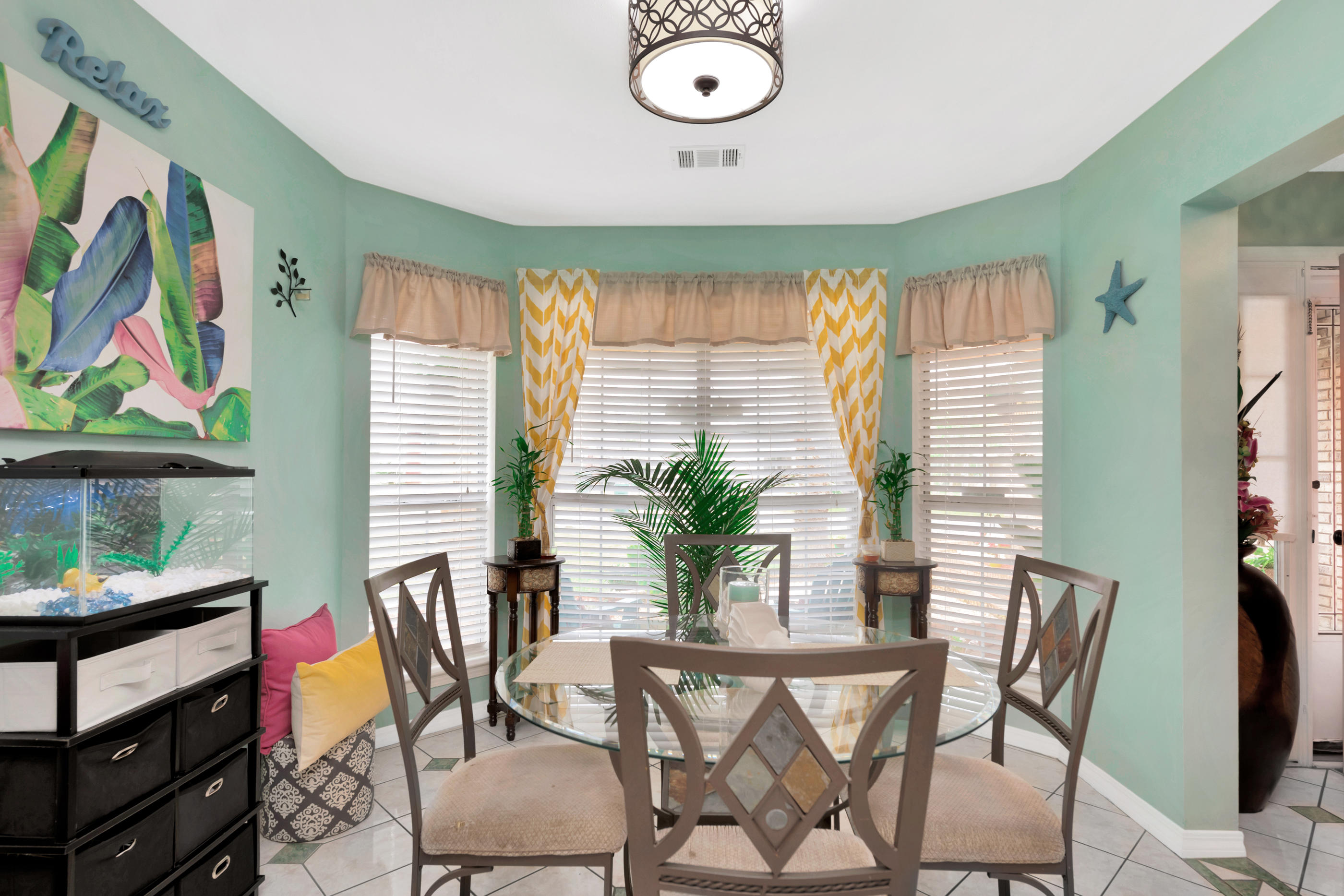 VILLAGE WEST - Residential