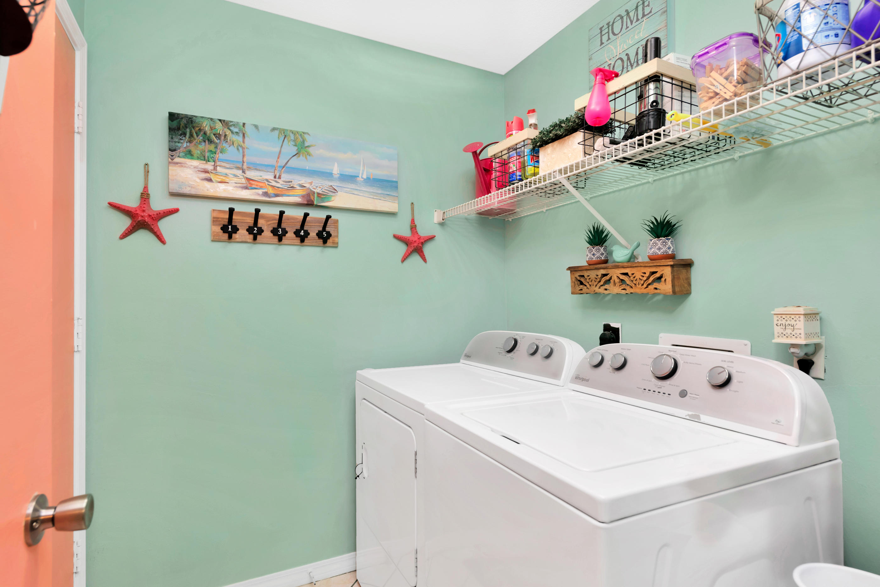 VILLAGE WEST - Residential