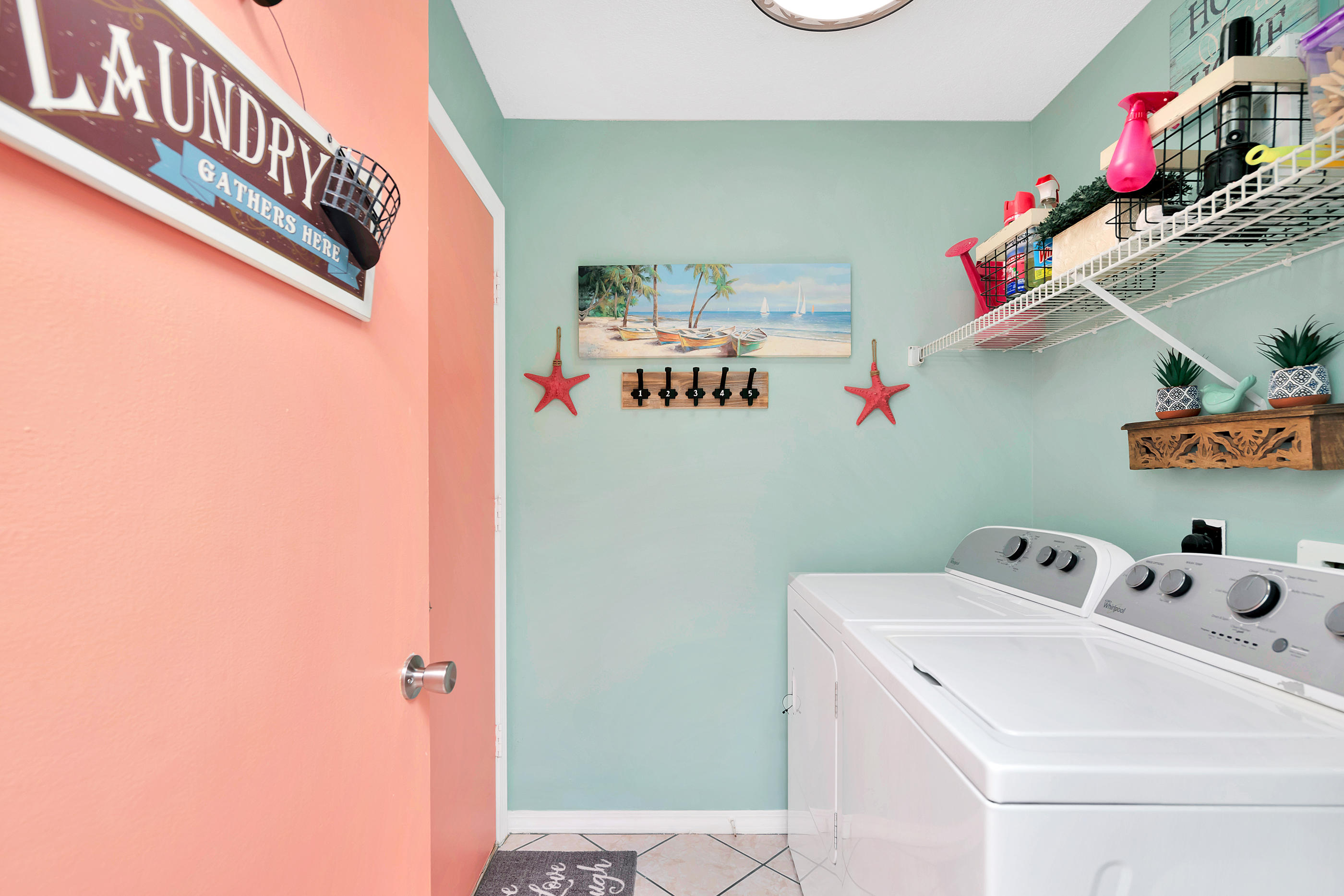 VILLAGE WEST - Residential