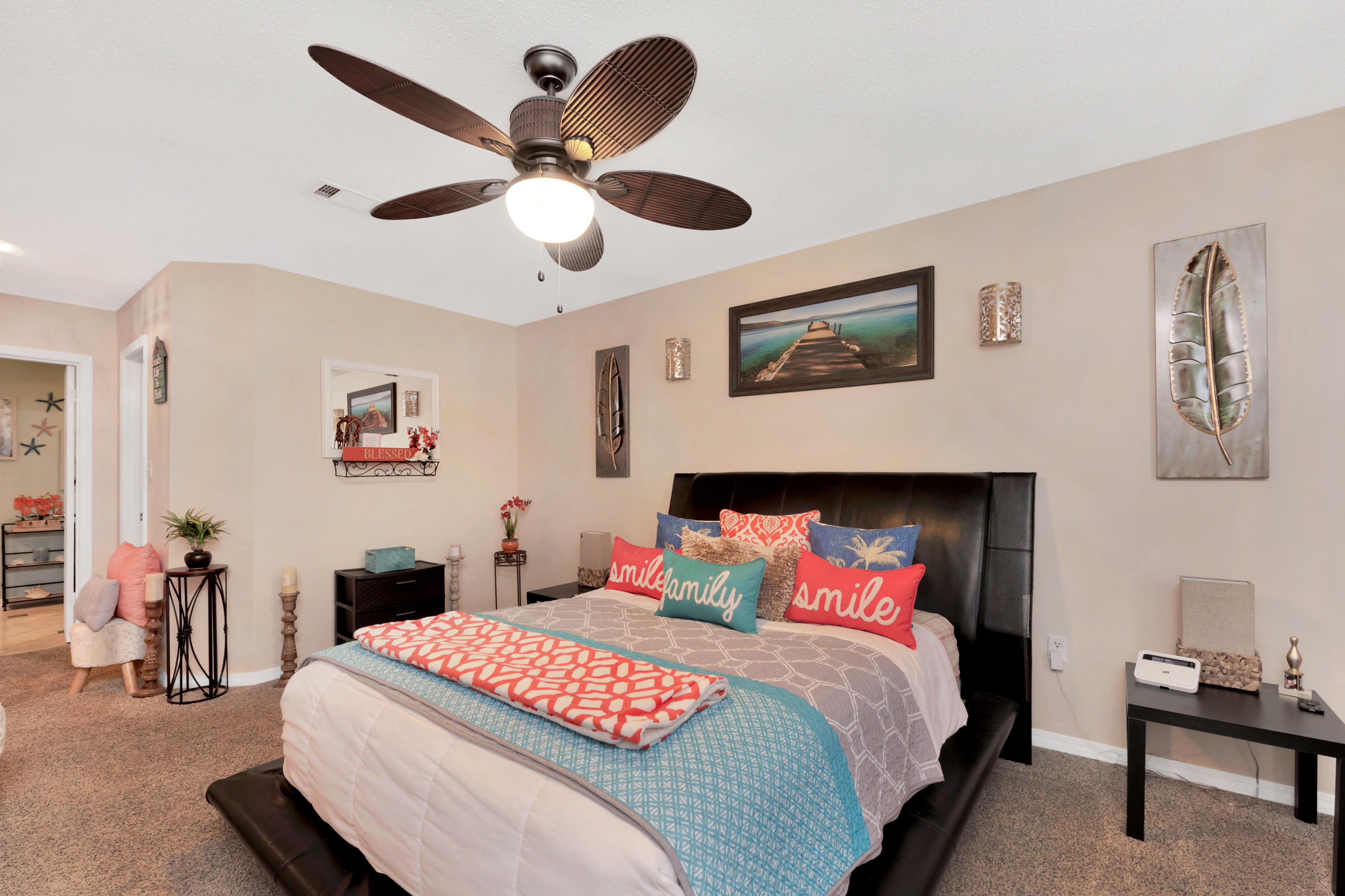 VILLAGE WEST - Residential