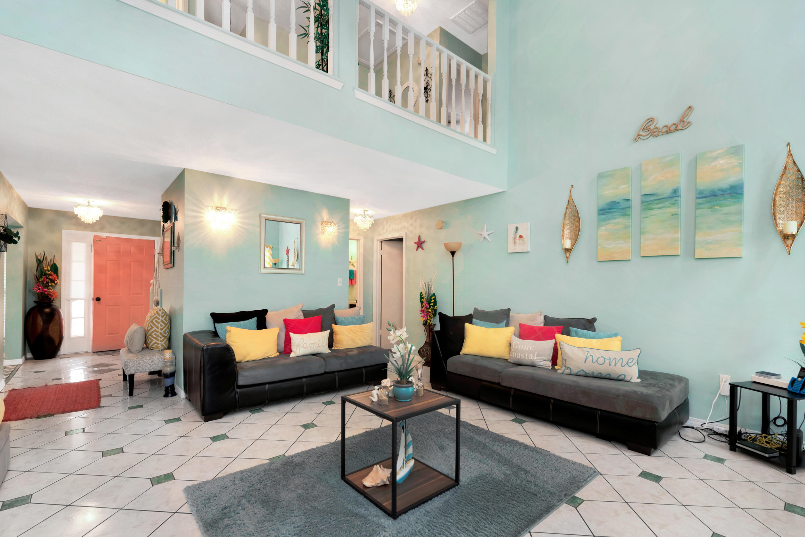 VILLAGE WEST - Residential