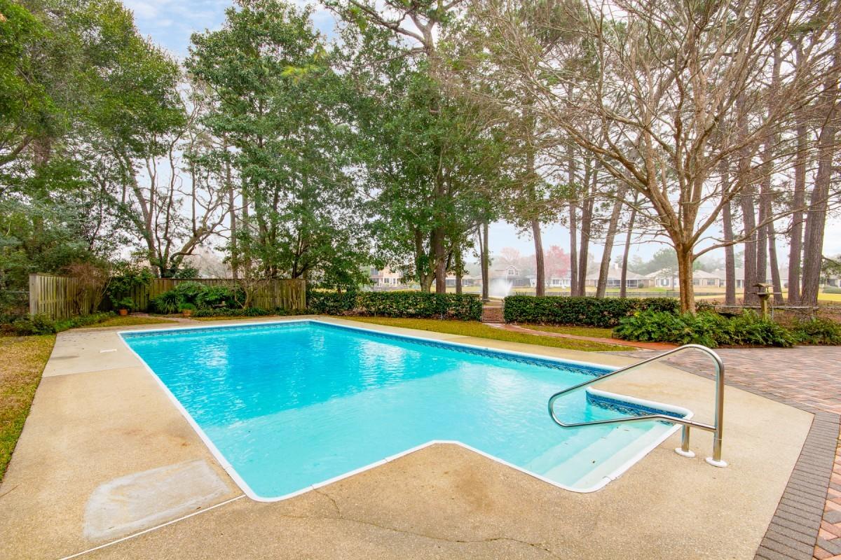 Lake Lorraine - Residential