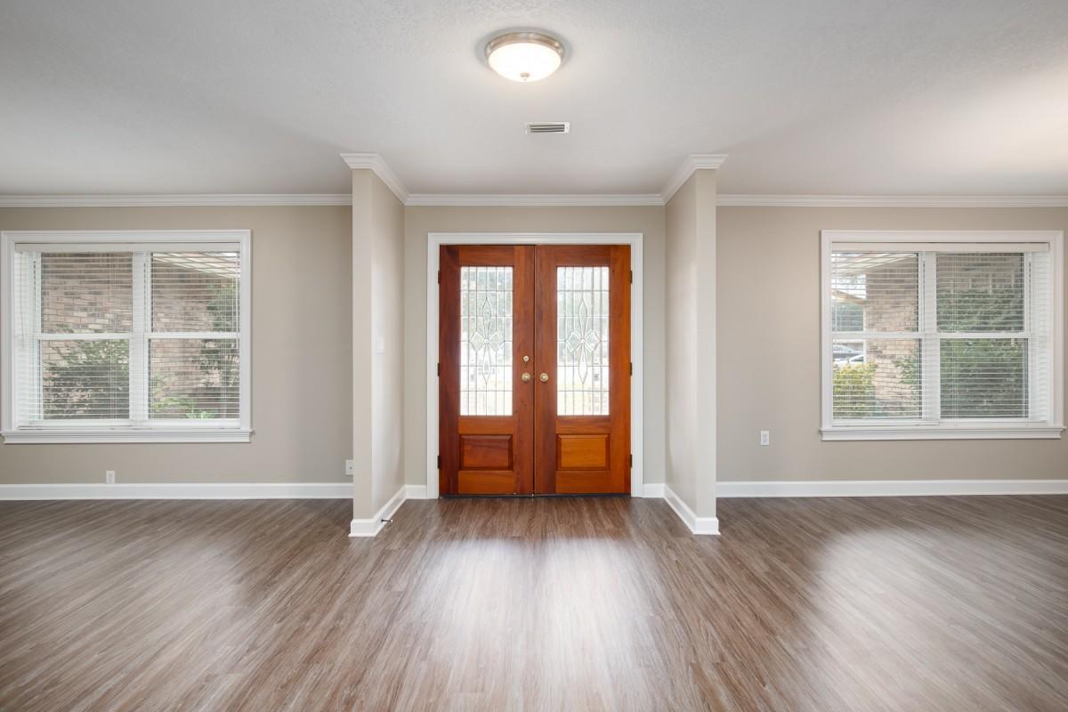 Lake Lorraine - Residential