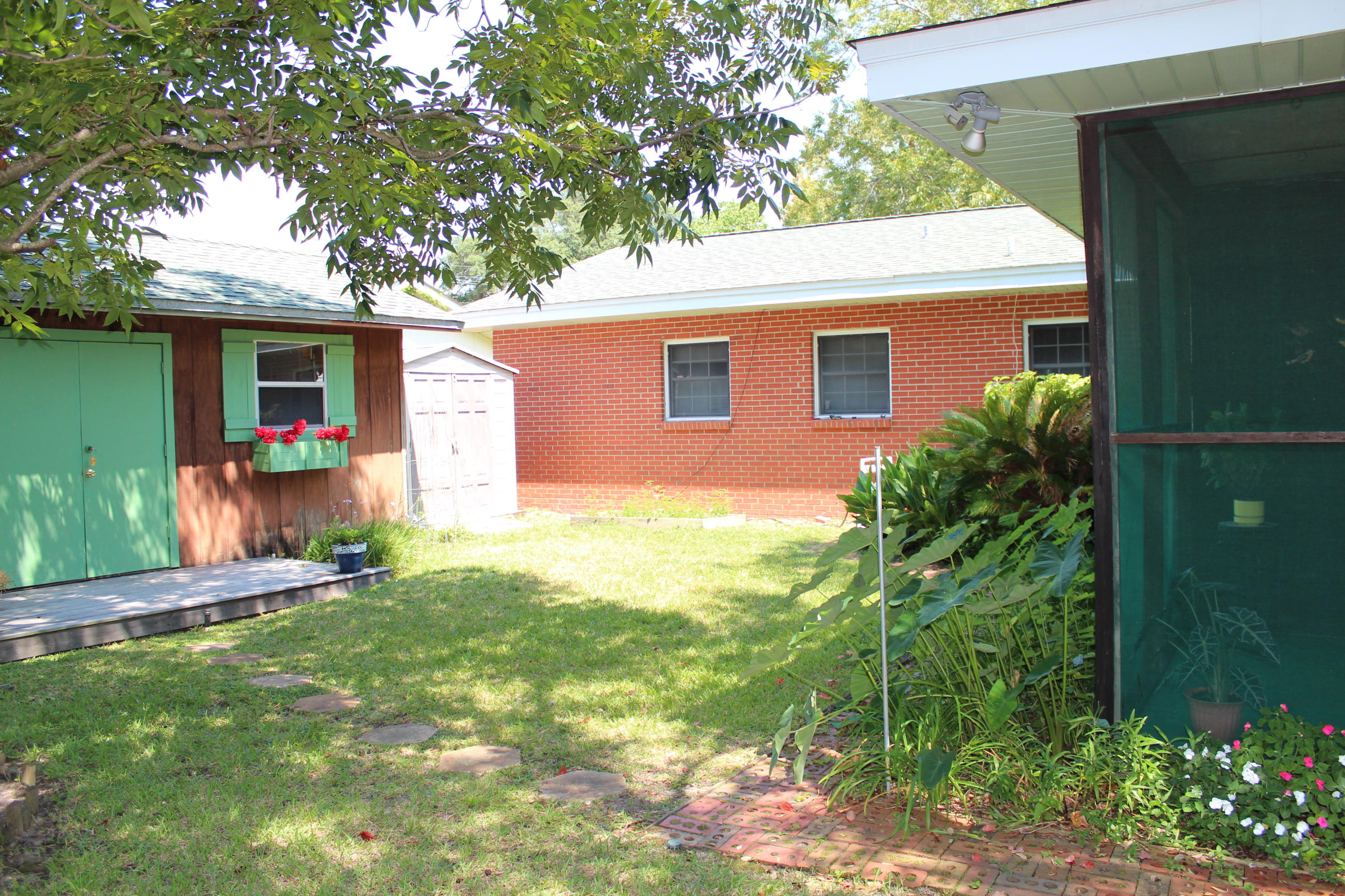 ROSEWOOD HOMES - Residential