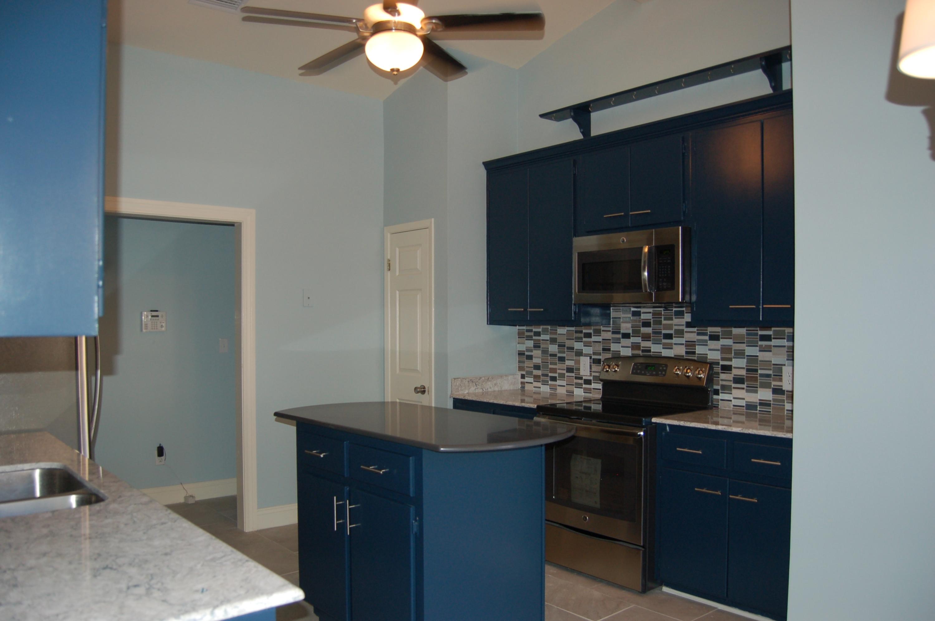 PARKWOOD COURT AT BLUEWATER BAY - Residential