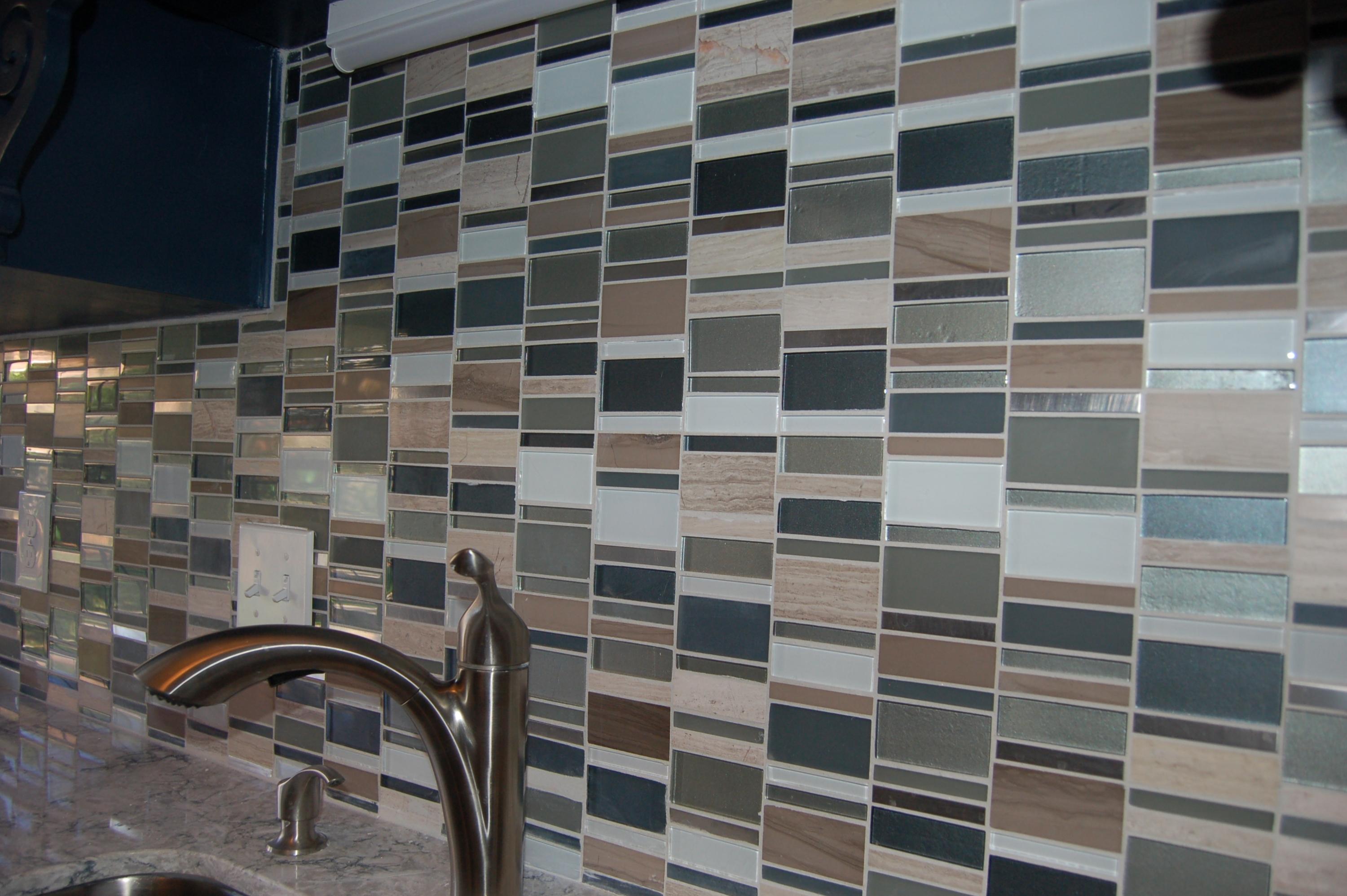 PARKWOOD COURT AT BLUEWATER BAY - Residential