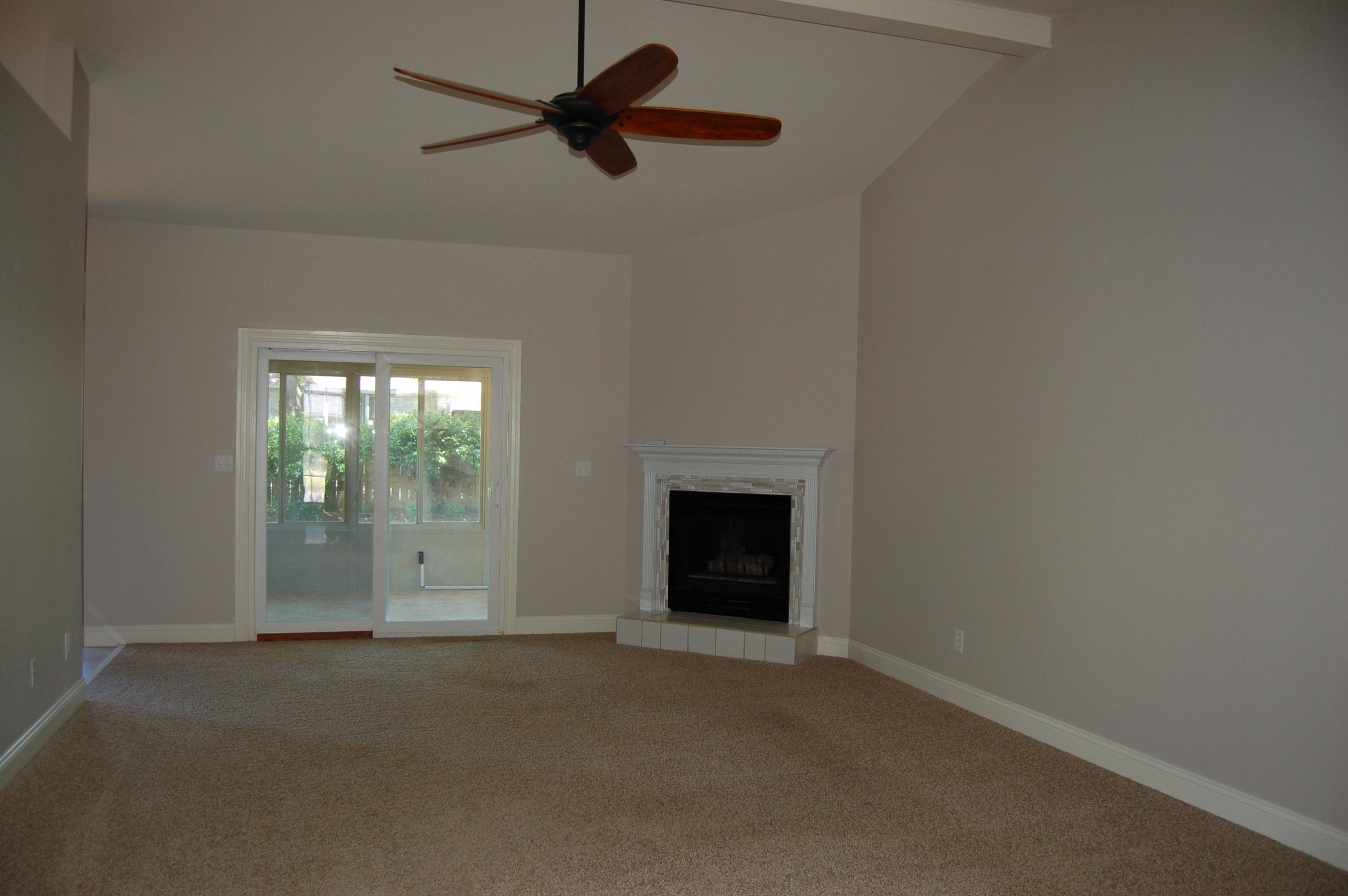 PARKWOOD COURT AT BLUEWATER BAY - Residential