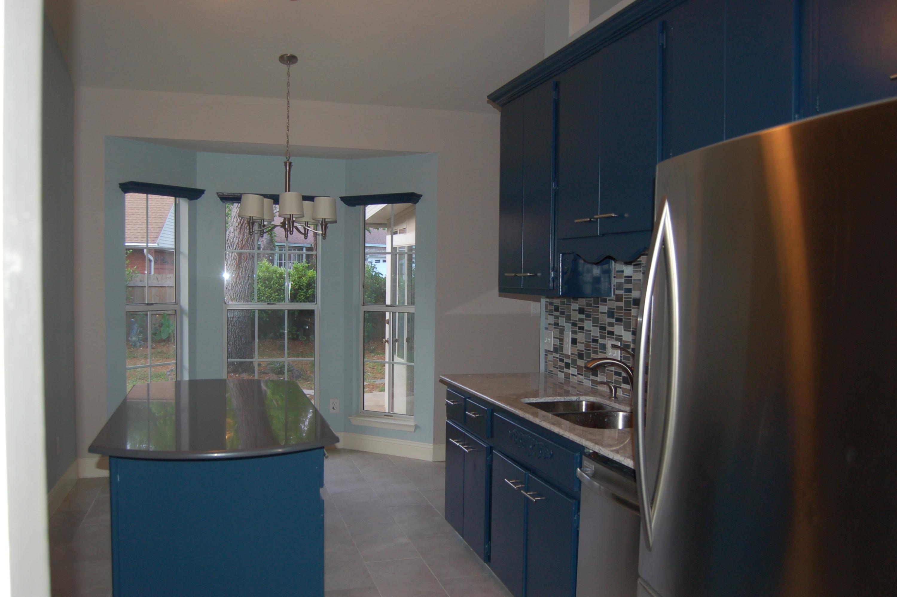 PARKWOOD COURT AT BLUEWATER BAY - Residential