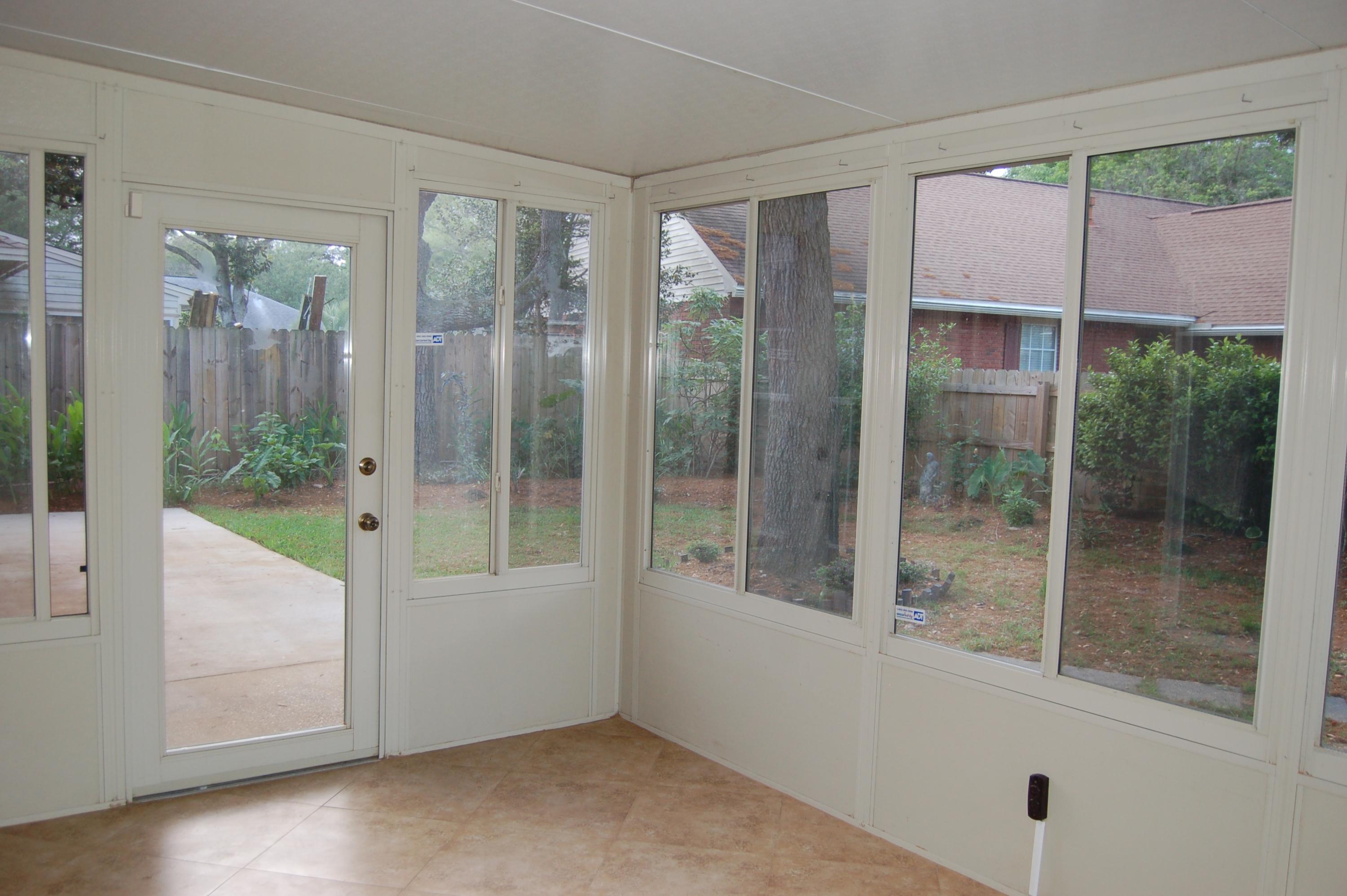 PARKWOOD COURT AT BLUEWATER BAY - Residential