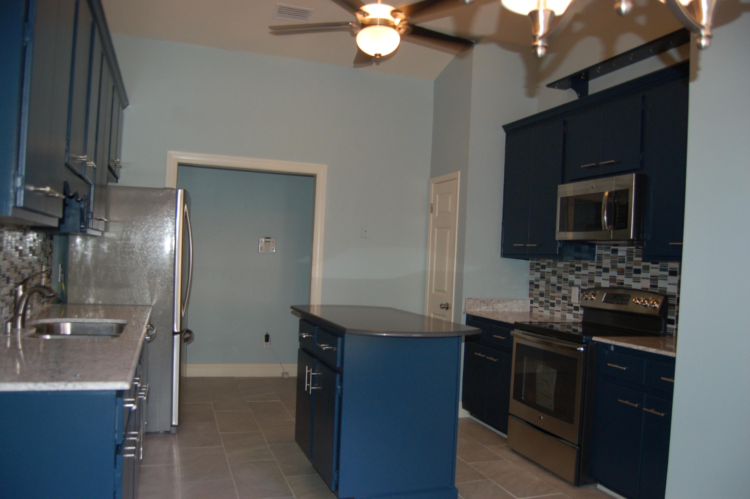 PARKWOOD COURT AT BLUEWATER BAY - Residential