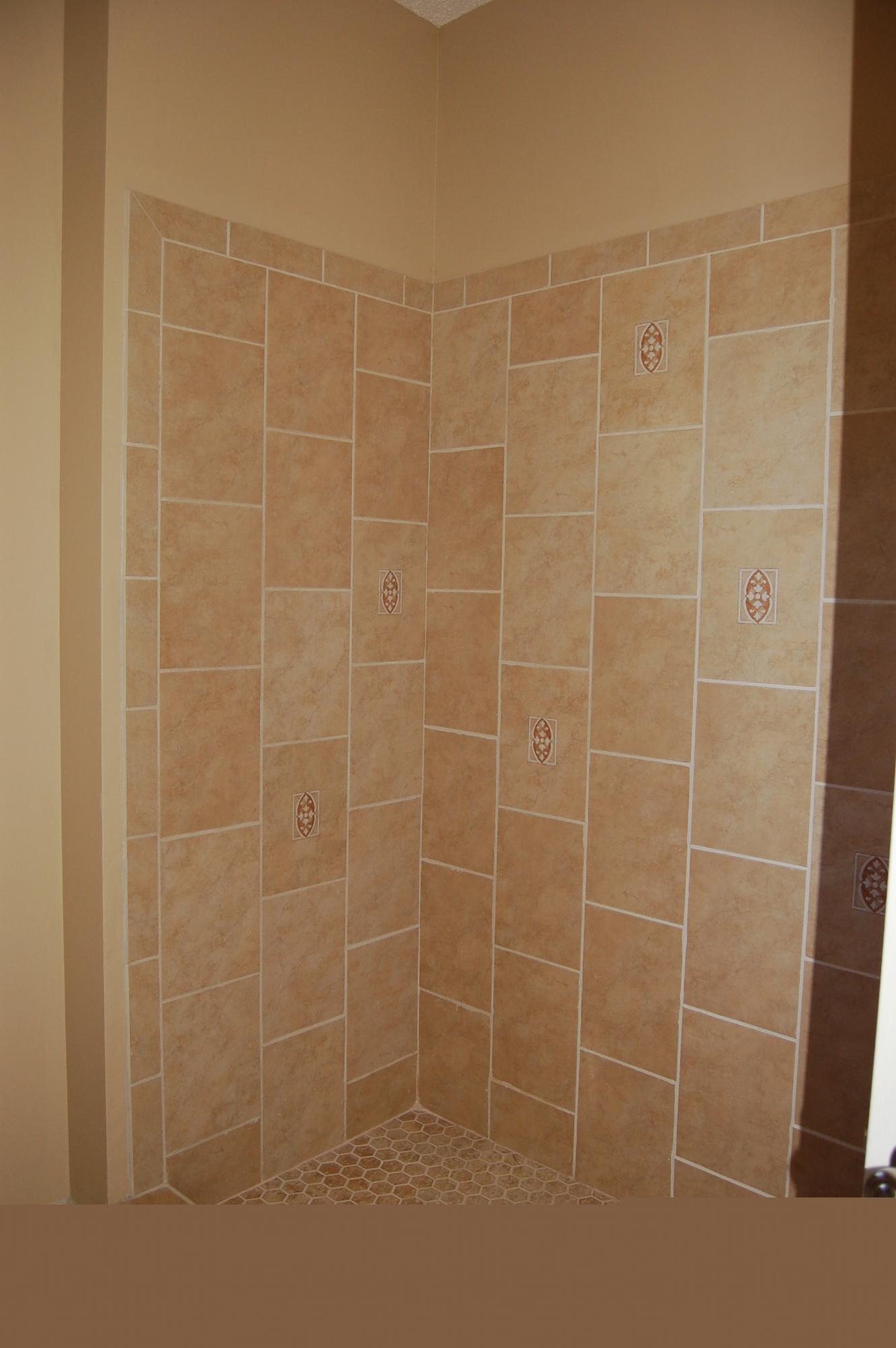 PARKWOOD COURT AT BLUEWATER BAY - Residential