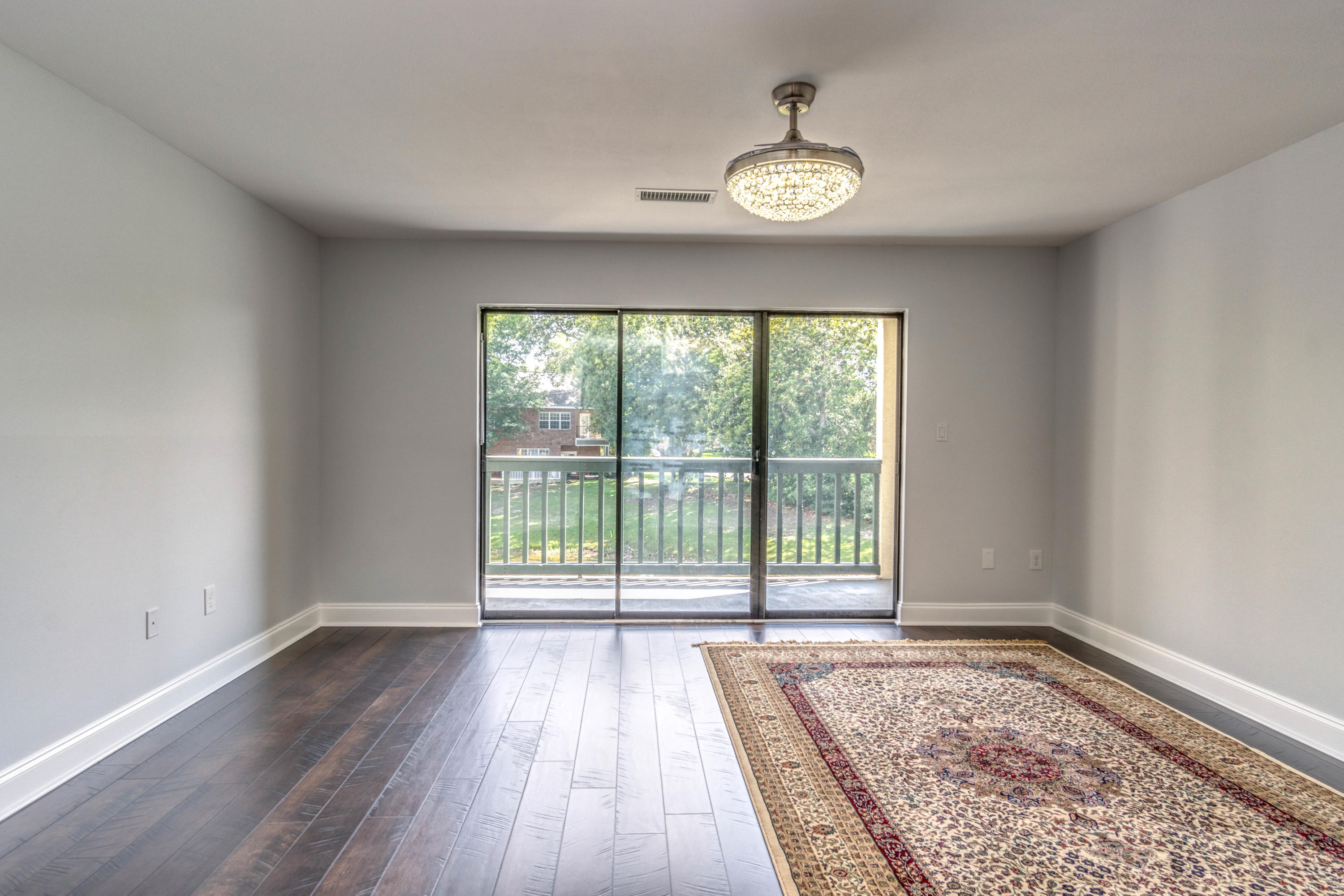 LAKESIDE CONDO AT BLUEWATER BAY - Residential