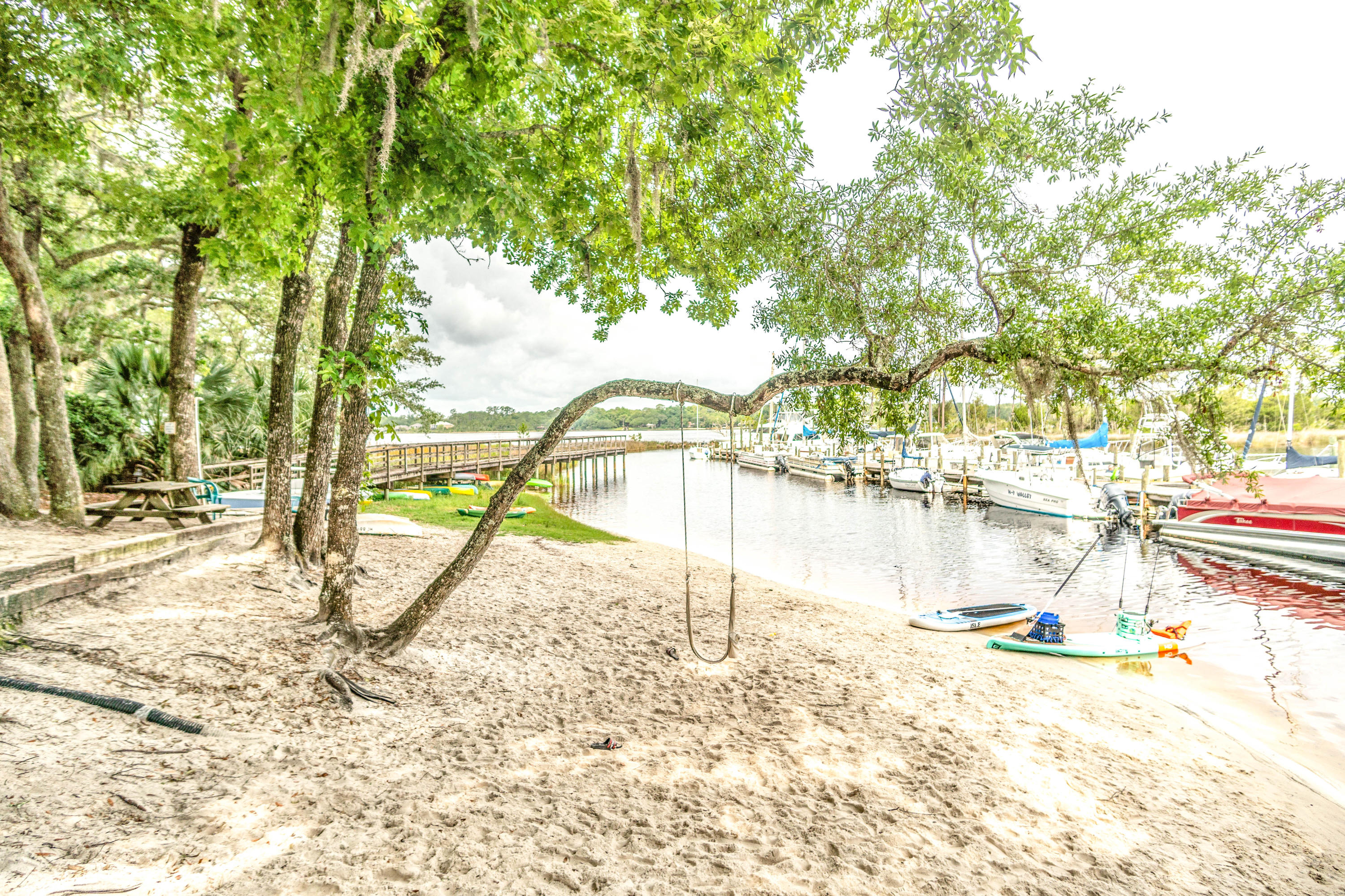 LAKESIDE CONDO AT BLUEWATER BAY - Residential